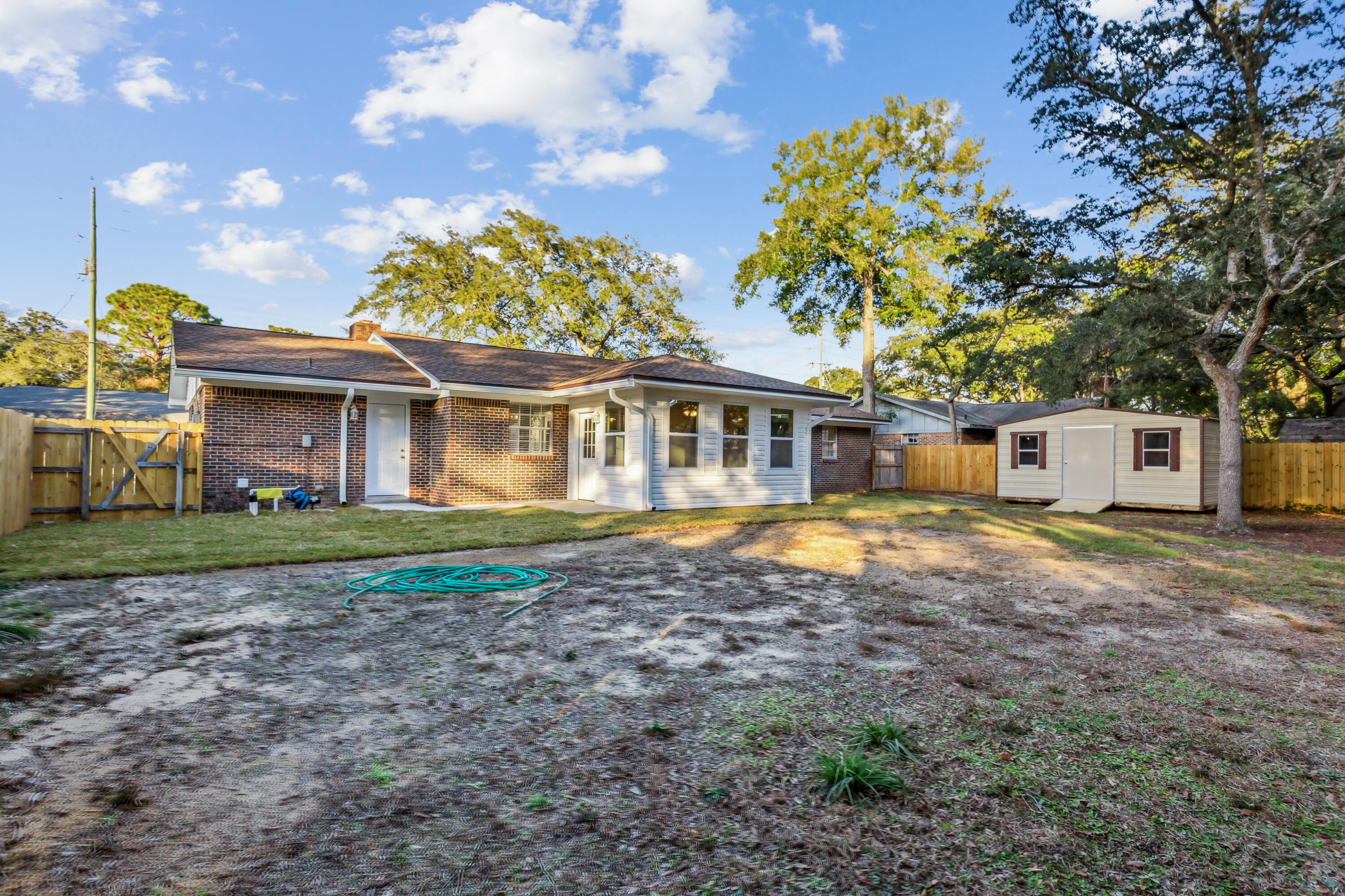 BERKSHIRE WOODS - Residential