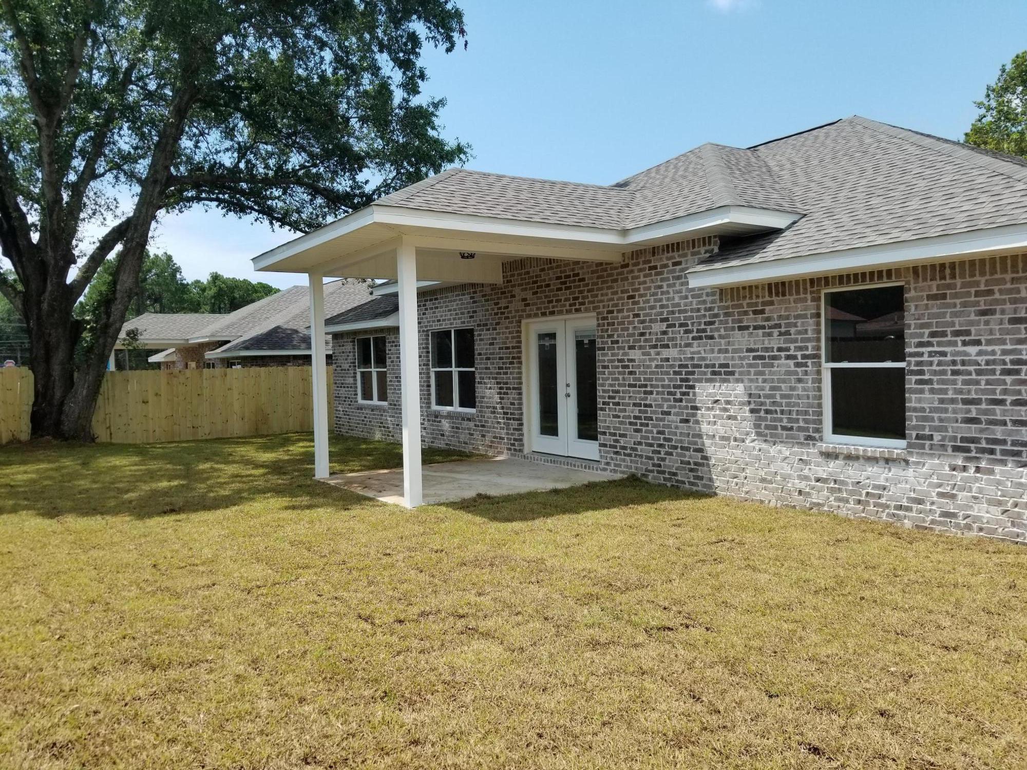 SEASHORE VILLAGE - Residential