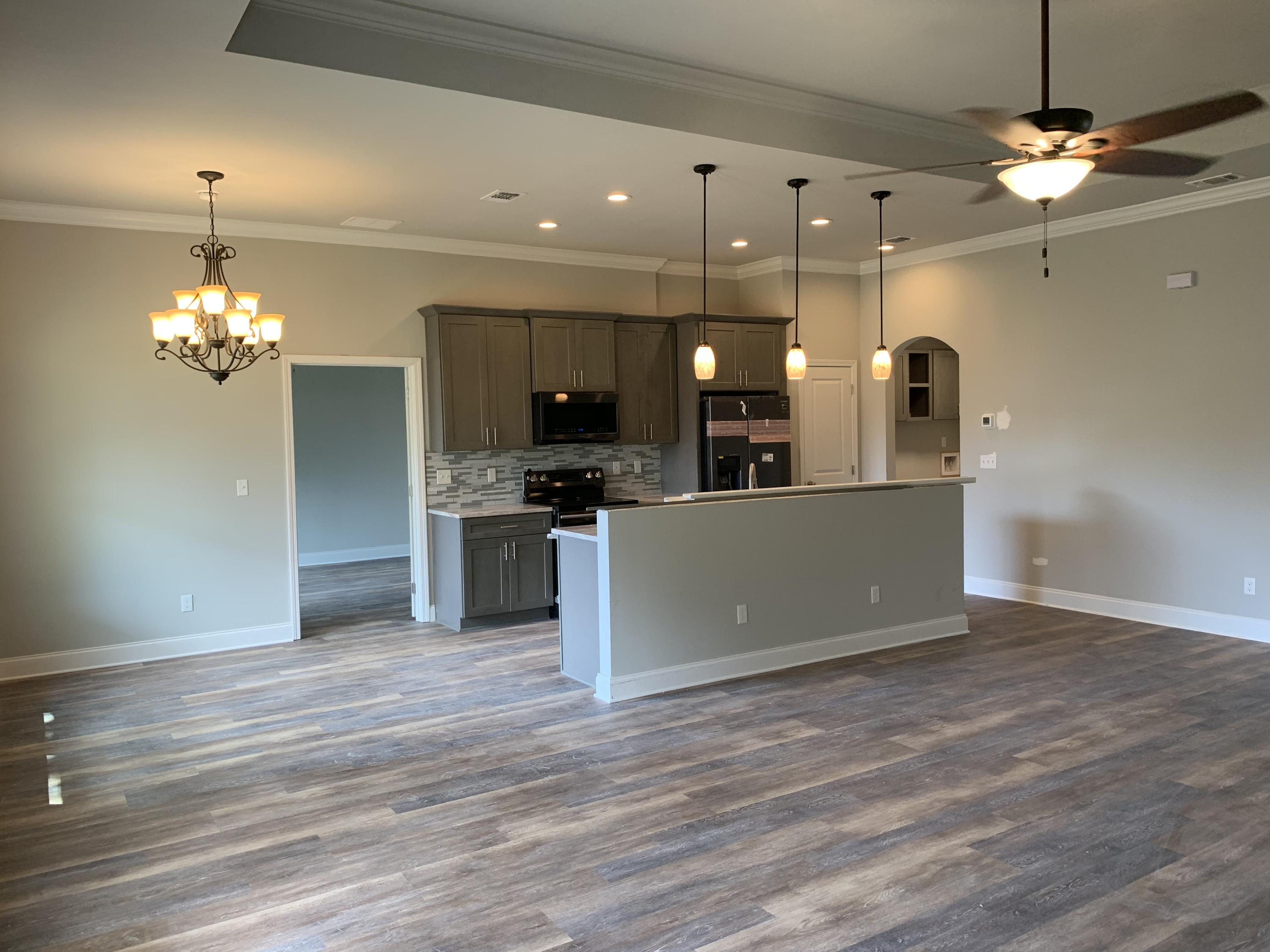 SEASHORE VILLAGE - Residential