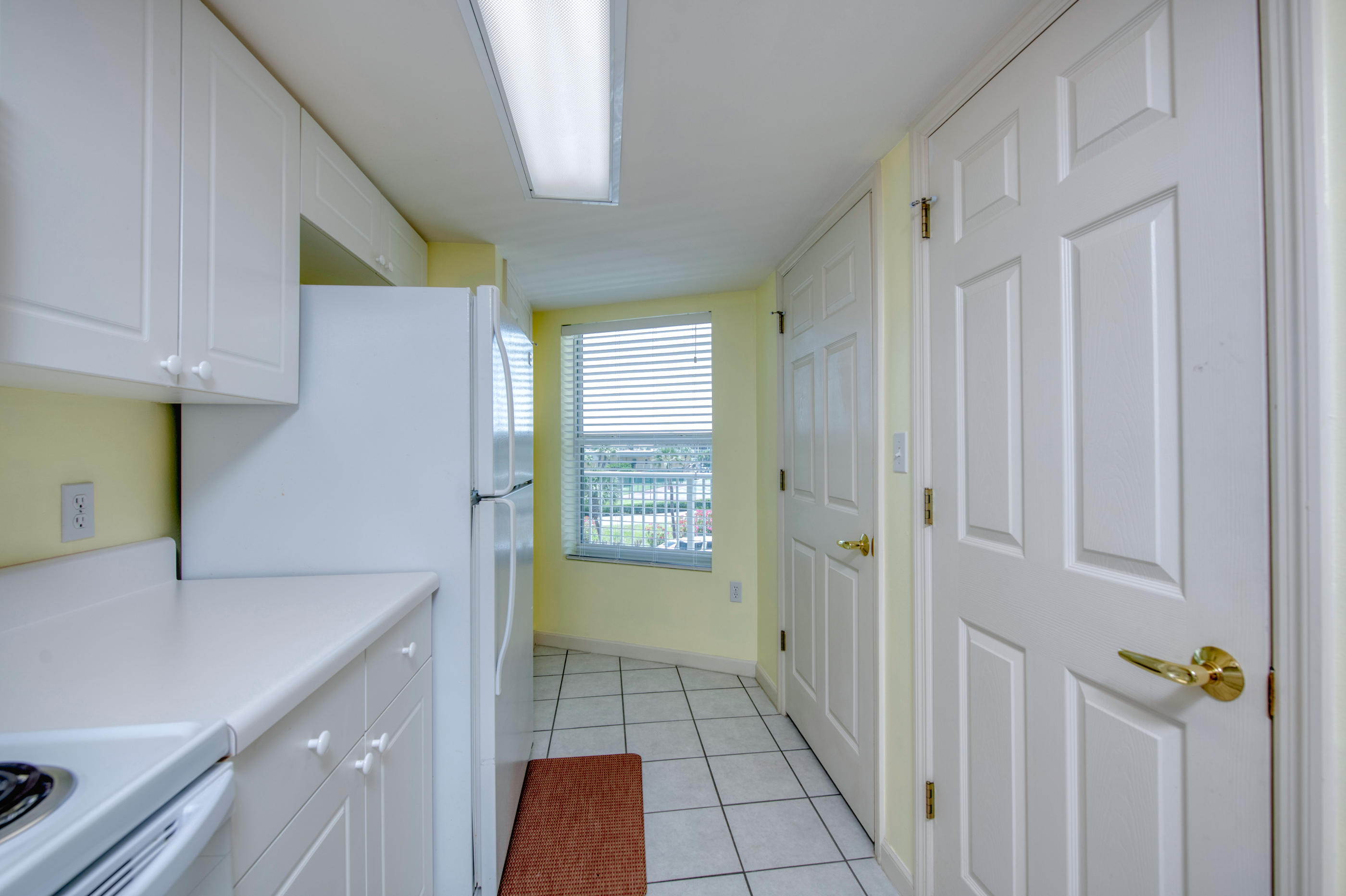 SEACREST CONDOMINIUMS - Residential