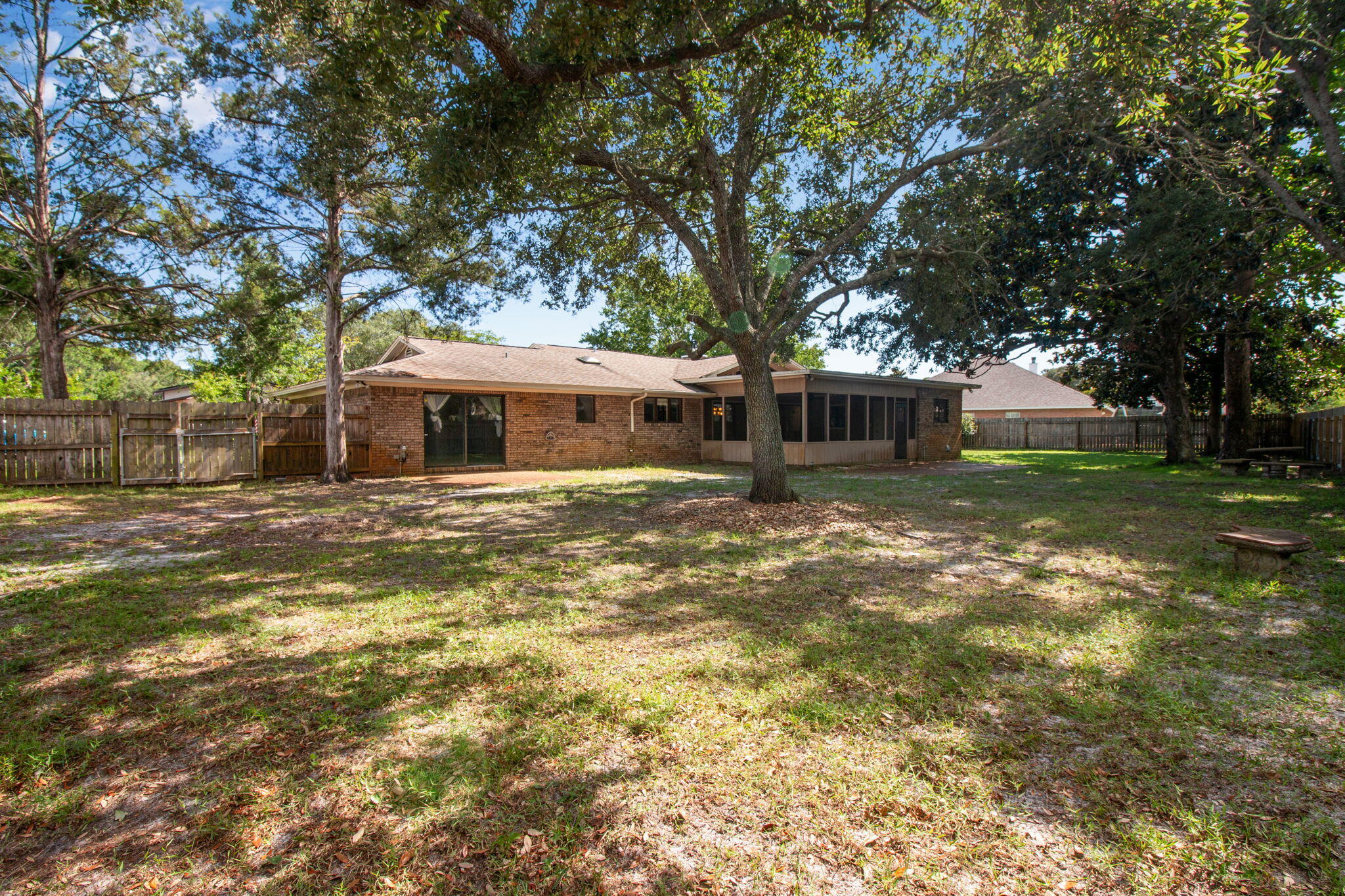 INDIAN BAYOU - Residential Lease