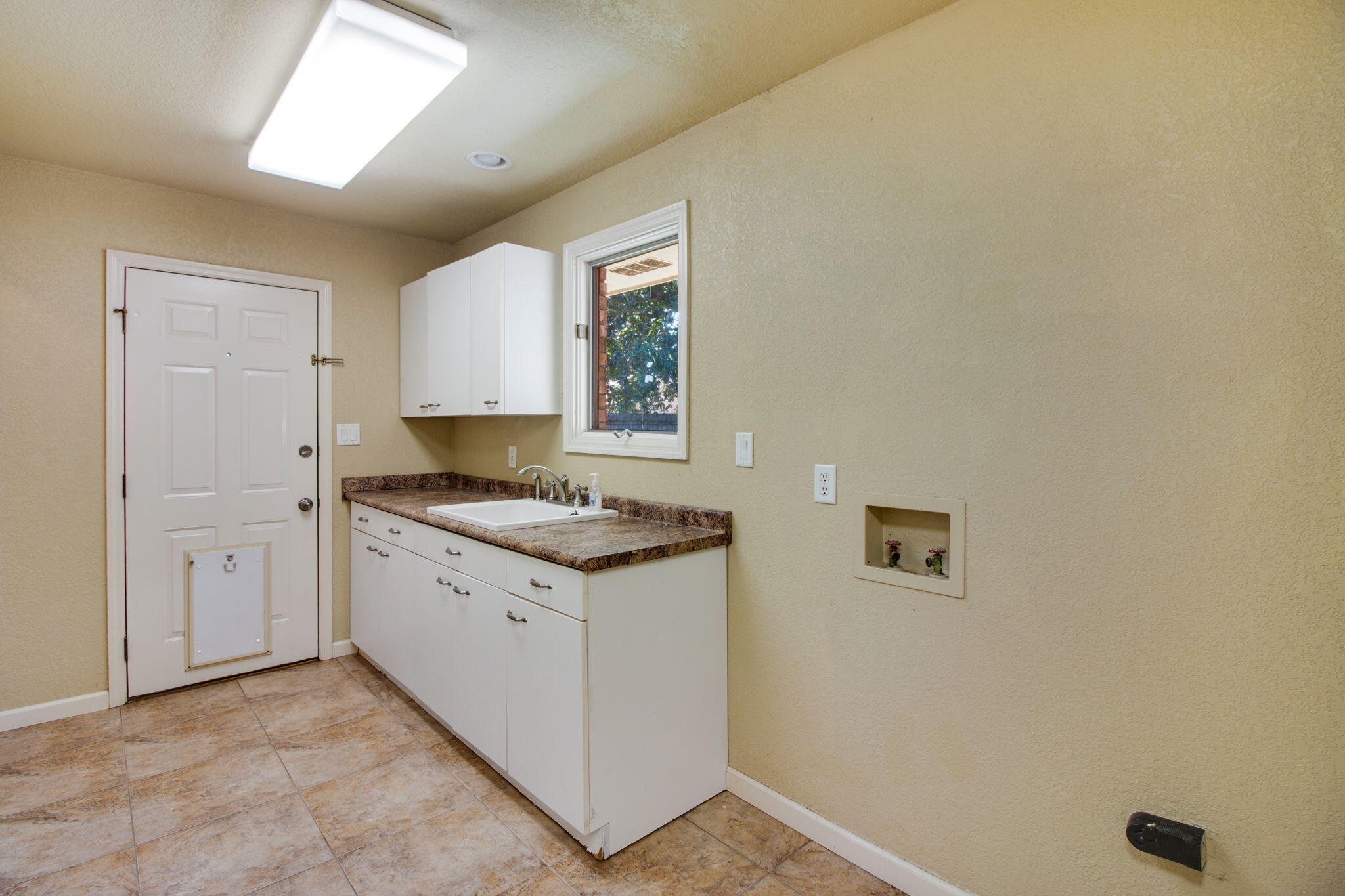 INDIAN BAYOU - Residential Lease