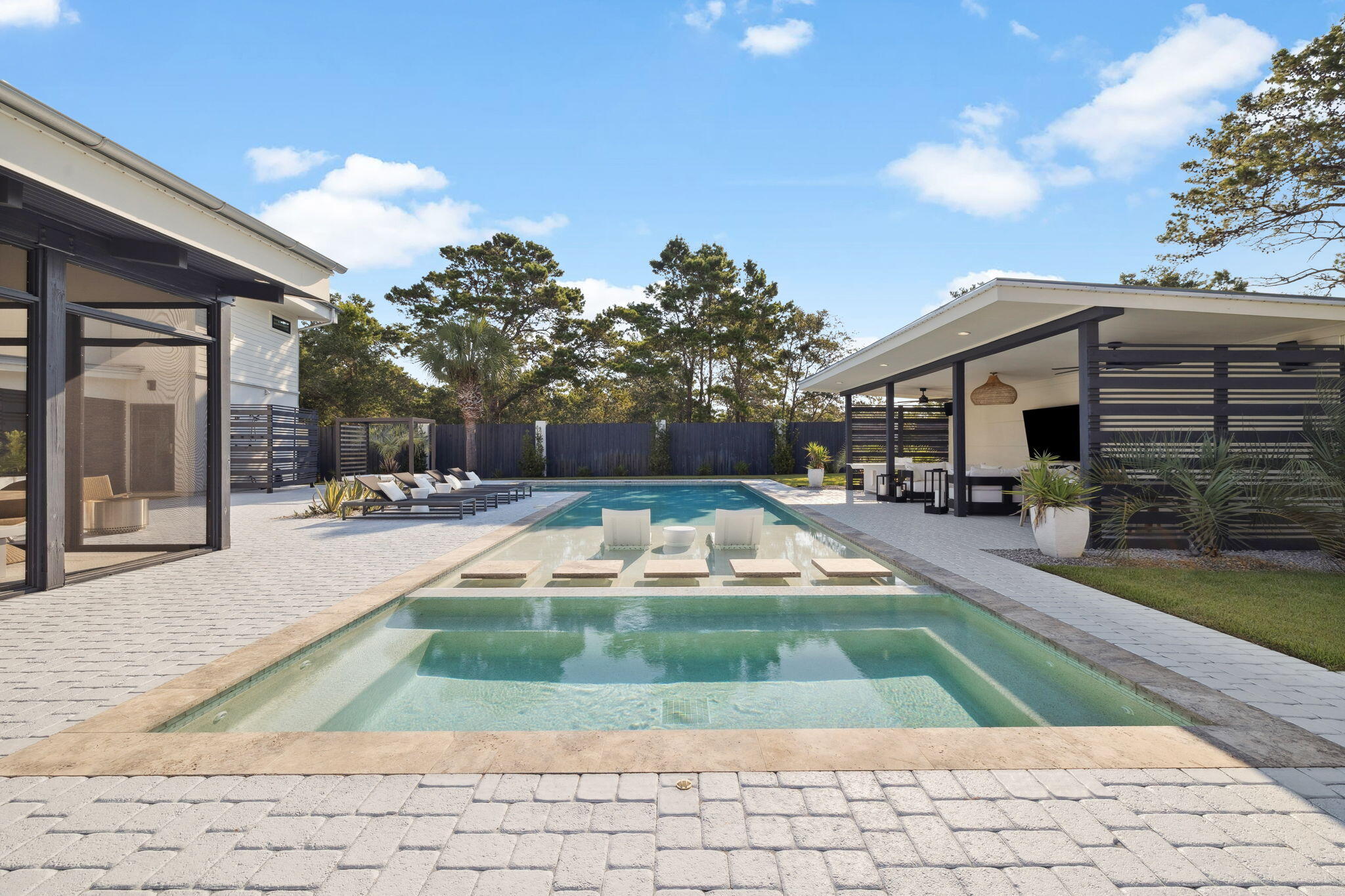 PINES OF BLUE MOUNTAIN - Residential