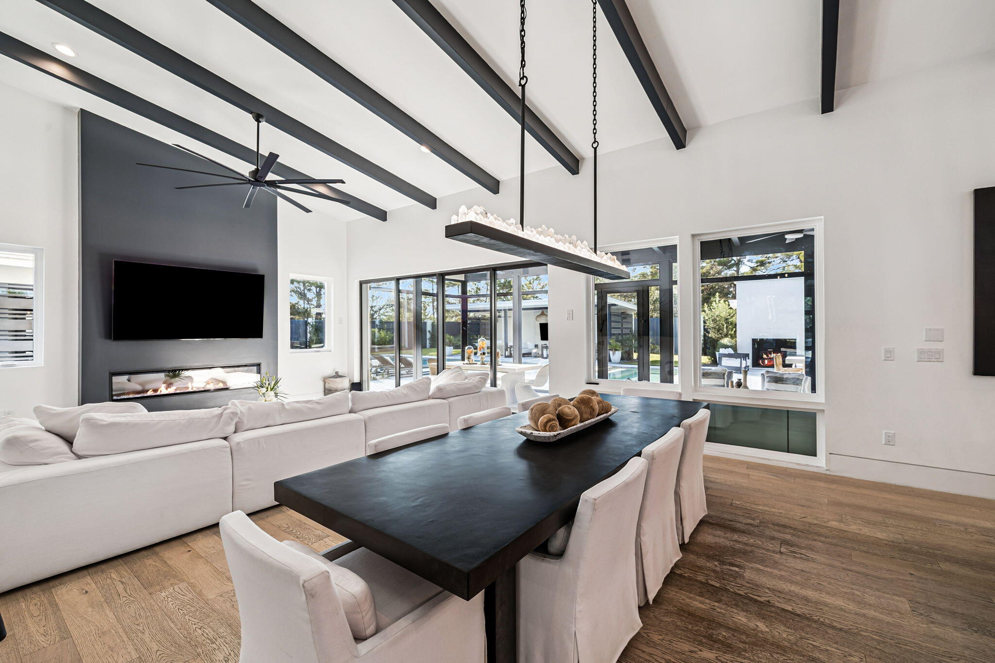 PINES OF BLUE MOUNTAIN - Residential