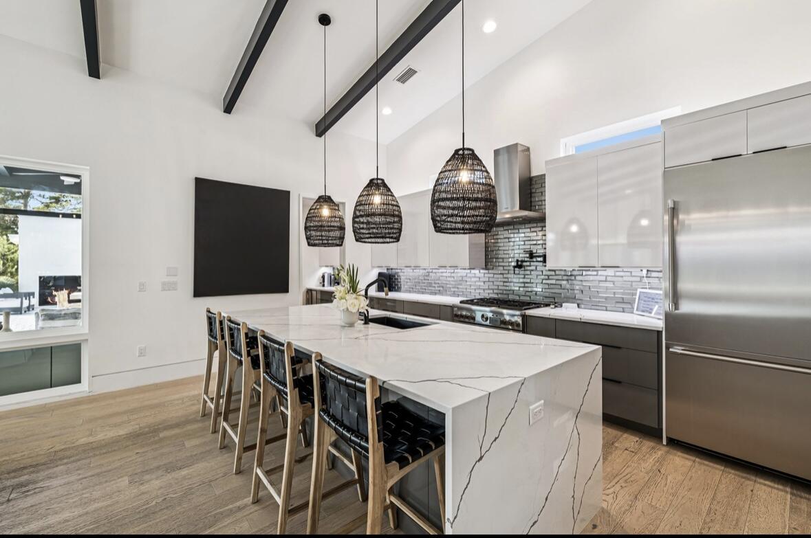 PINES OF BLUE MOUNTAIN - Residential