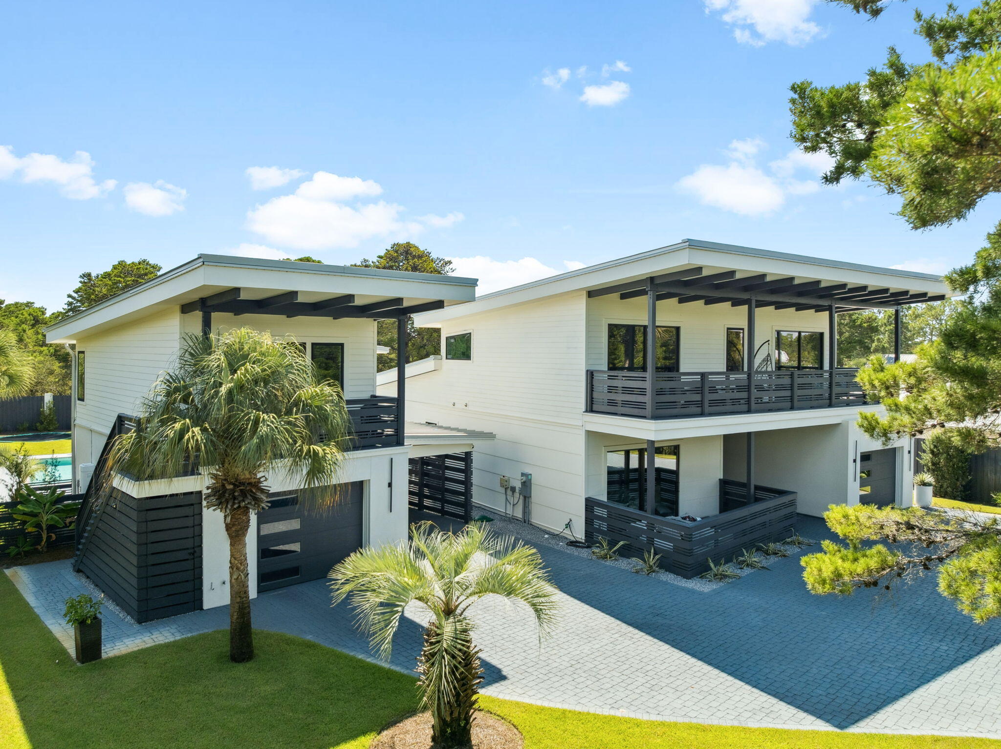 PINES OF BLUE MOUNTAIN - Residential