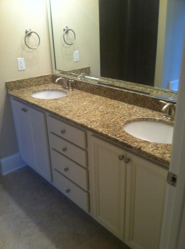 WHISPERING LAKE - Residential