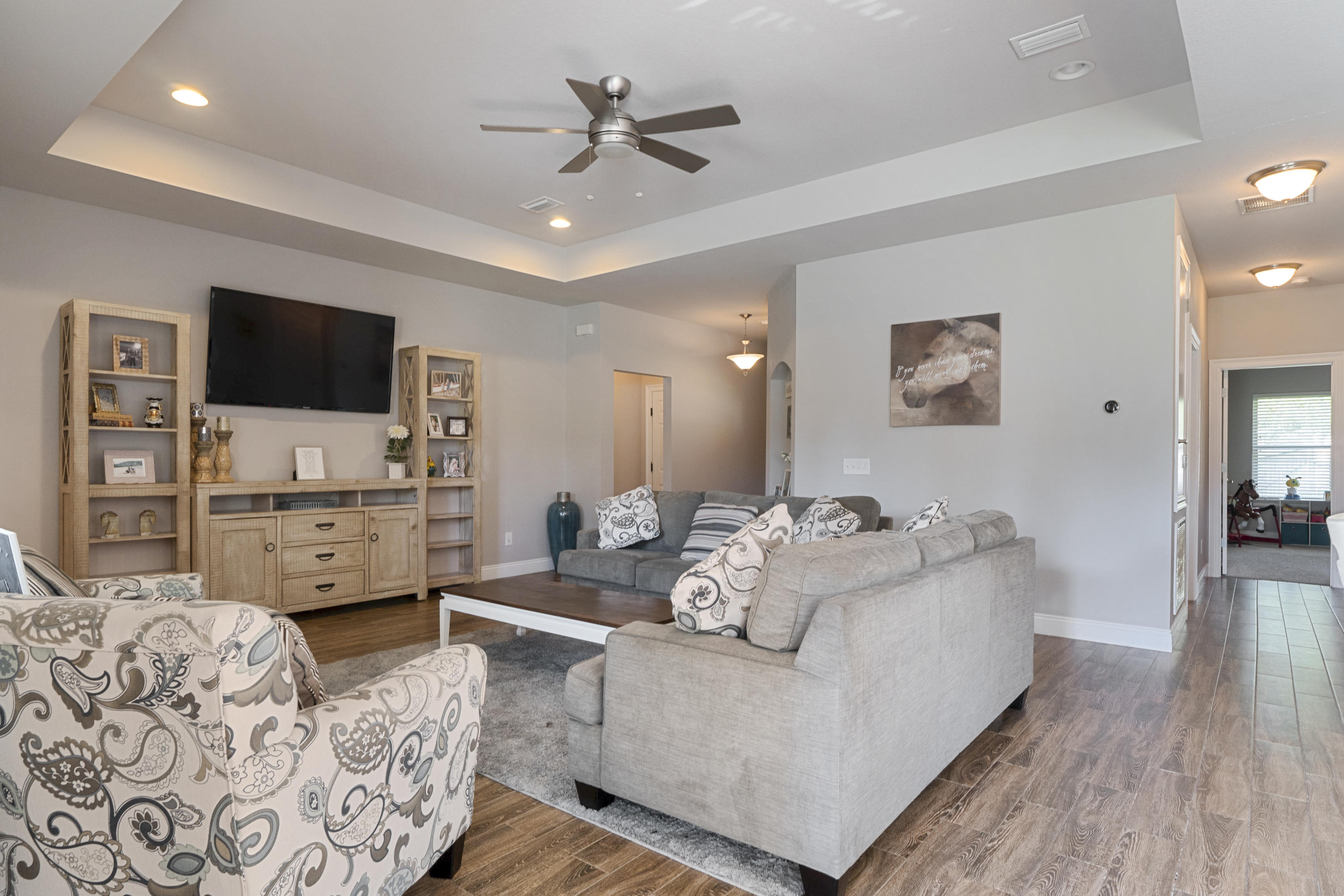 HICKORY SHORES - Residential