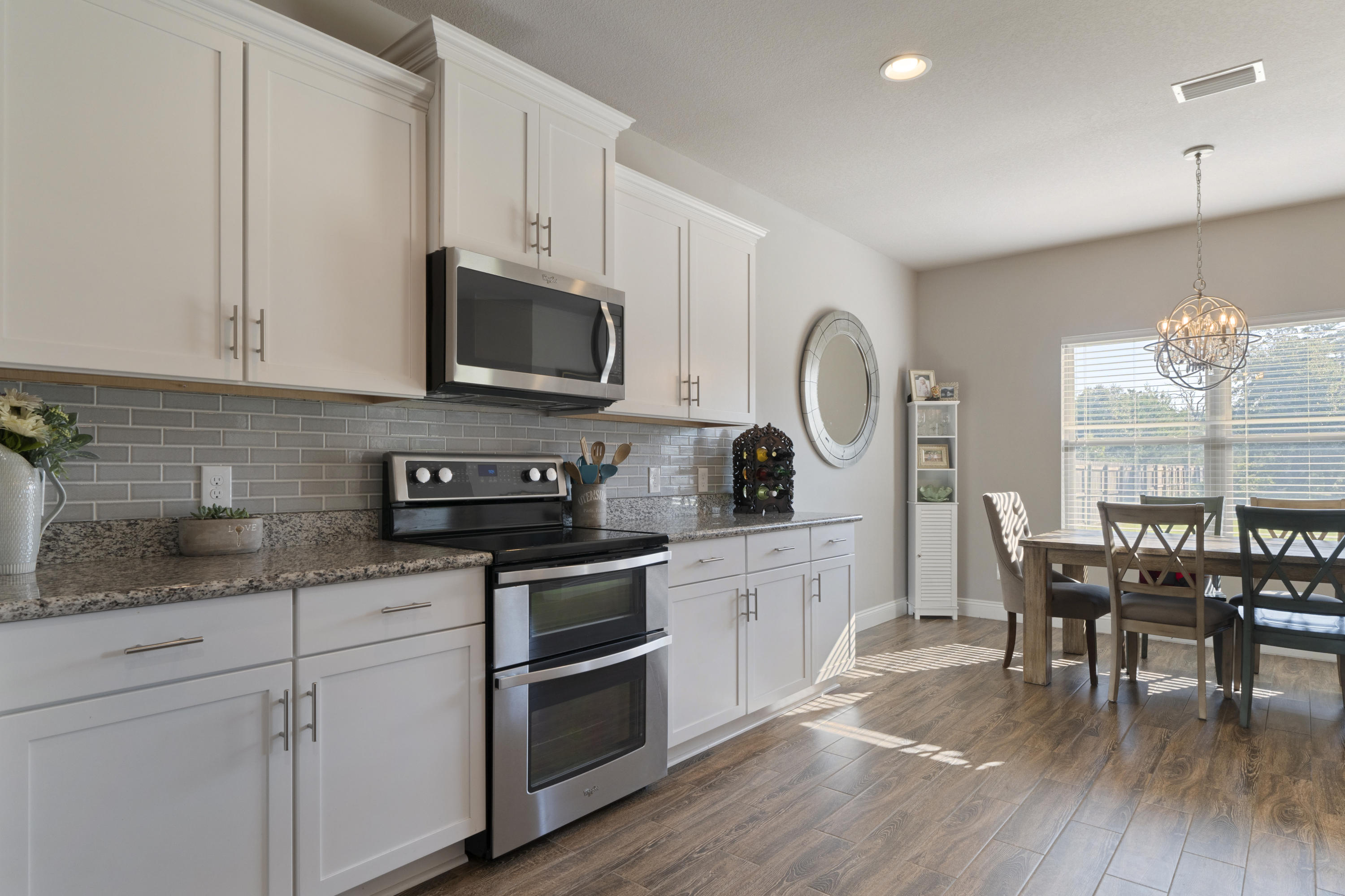 HICKORY SHORES - Residential