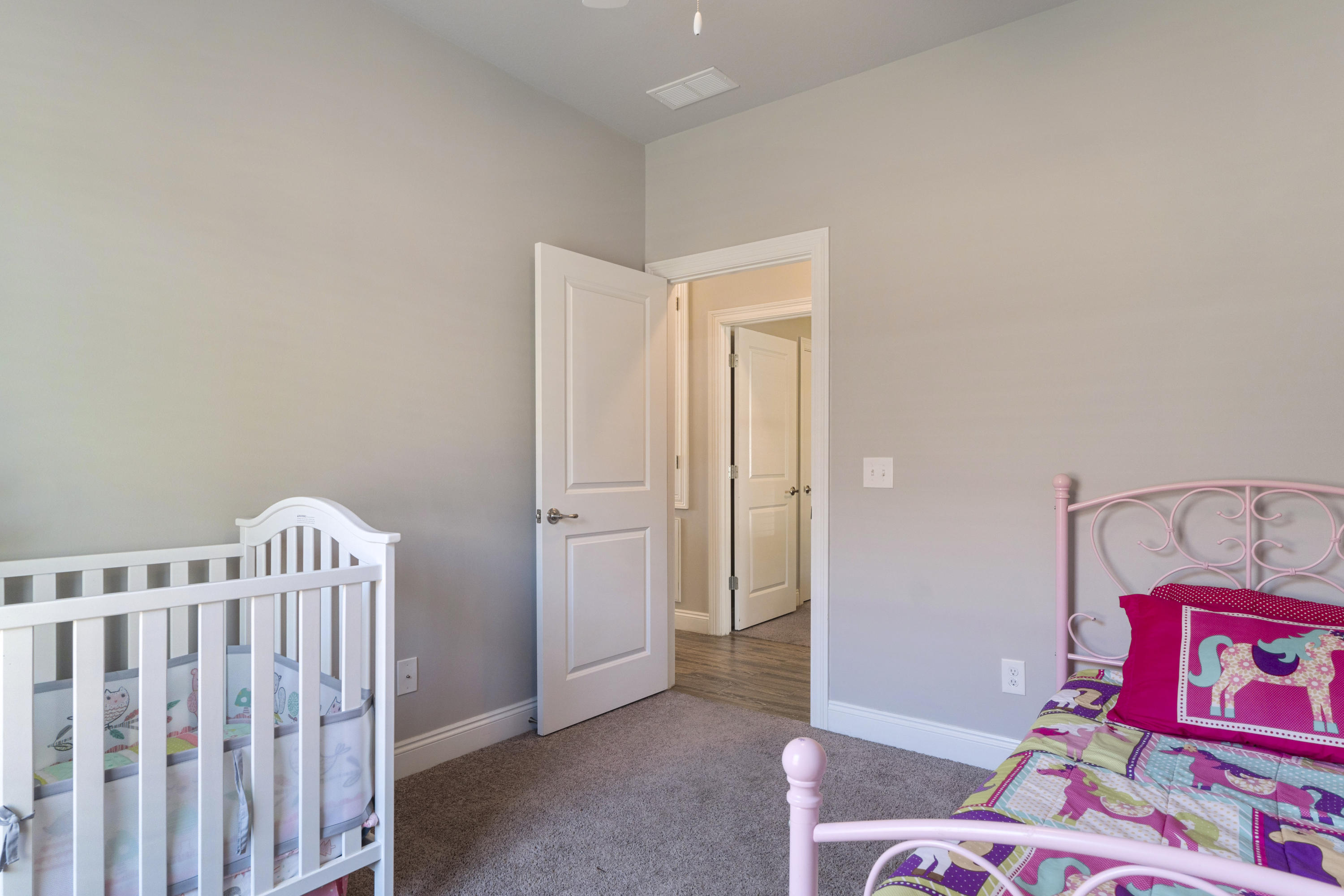 HICKORY SHORES - Residential