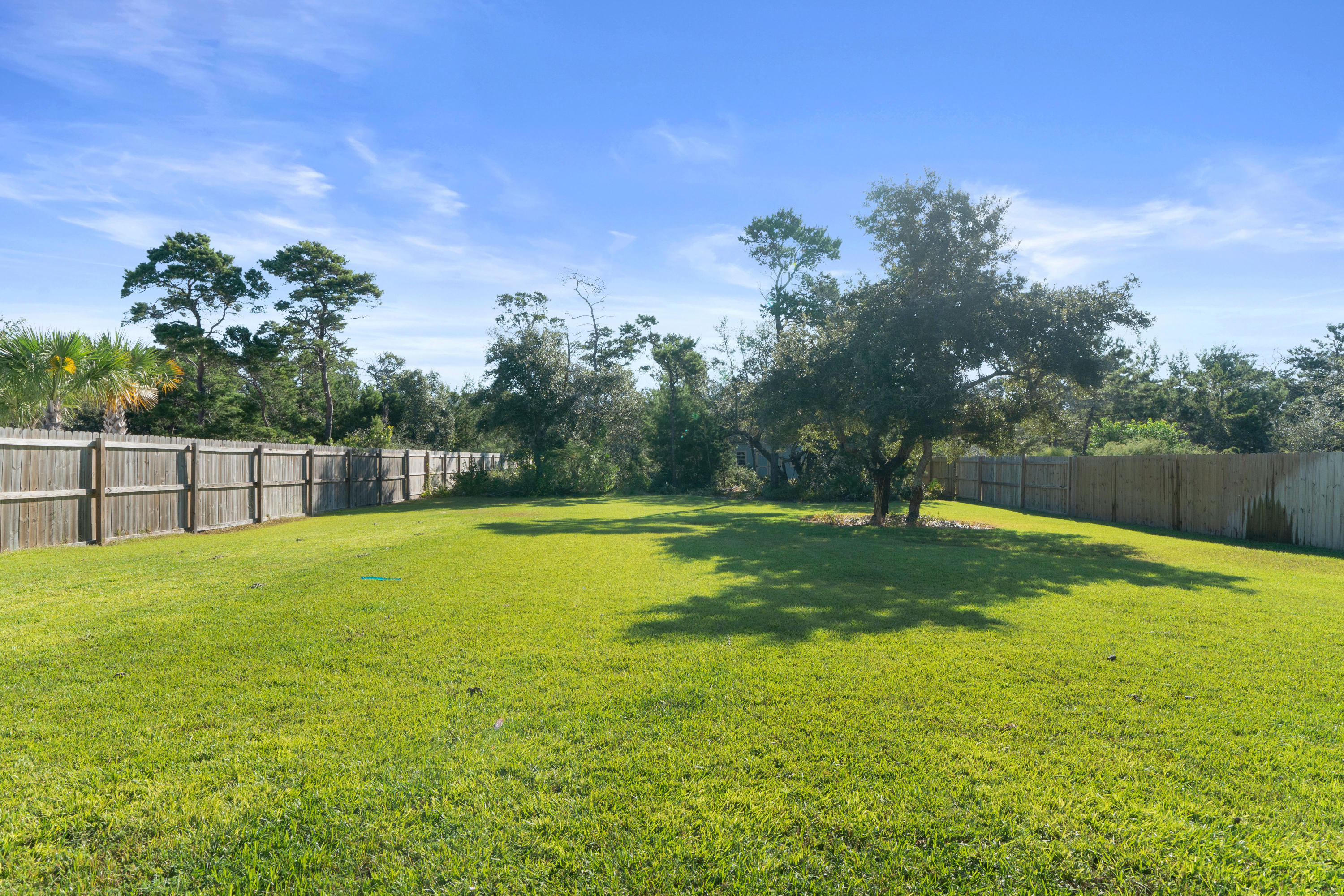 HICKORY SHORES - Residential