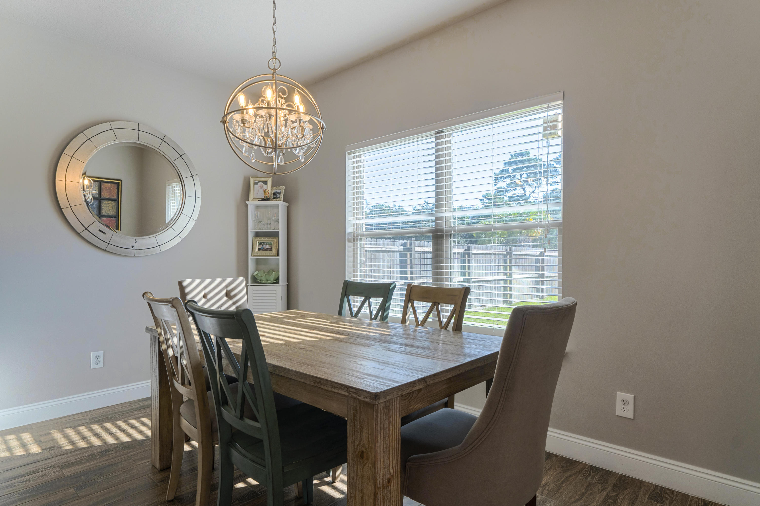 HICKORY SHORES - Residential