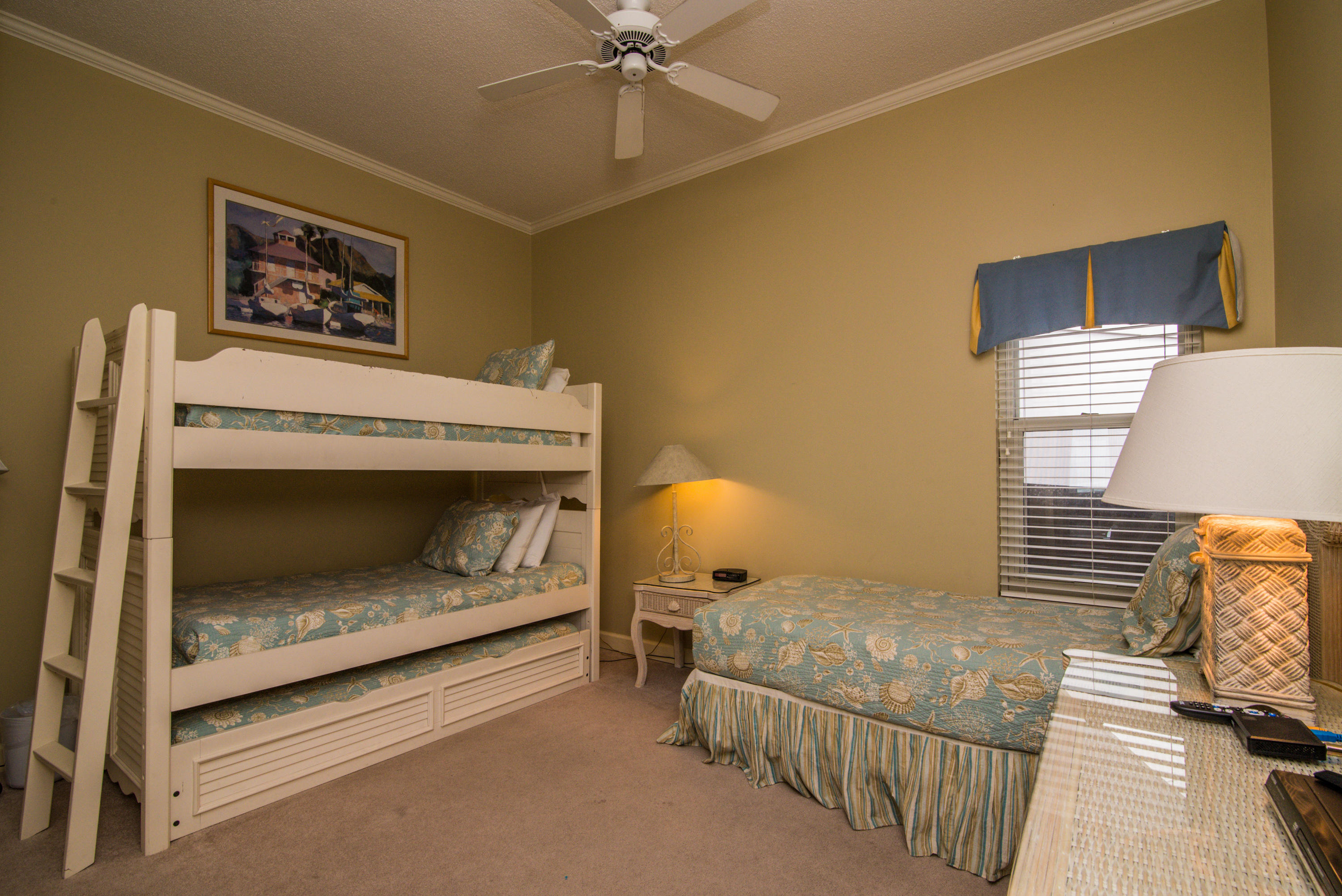 SUMMIT AT TOPS'L (THE) - Residential