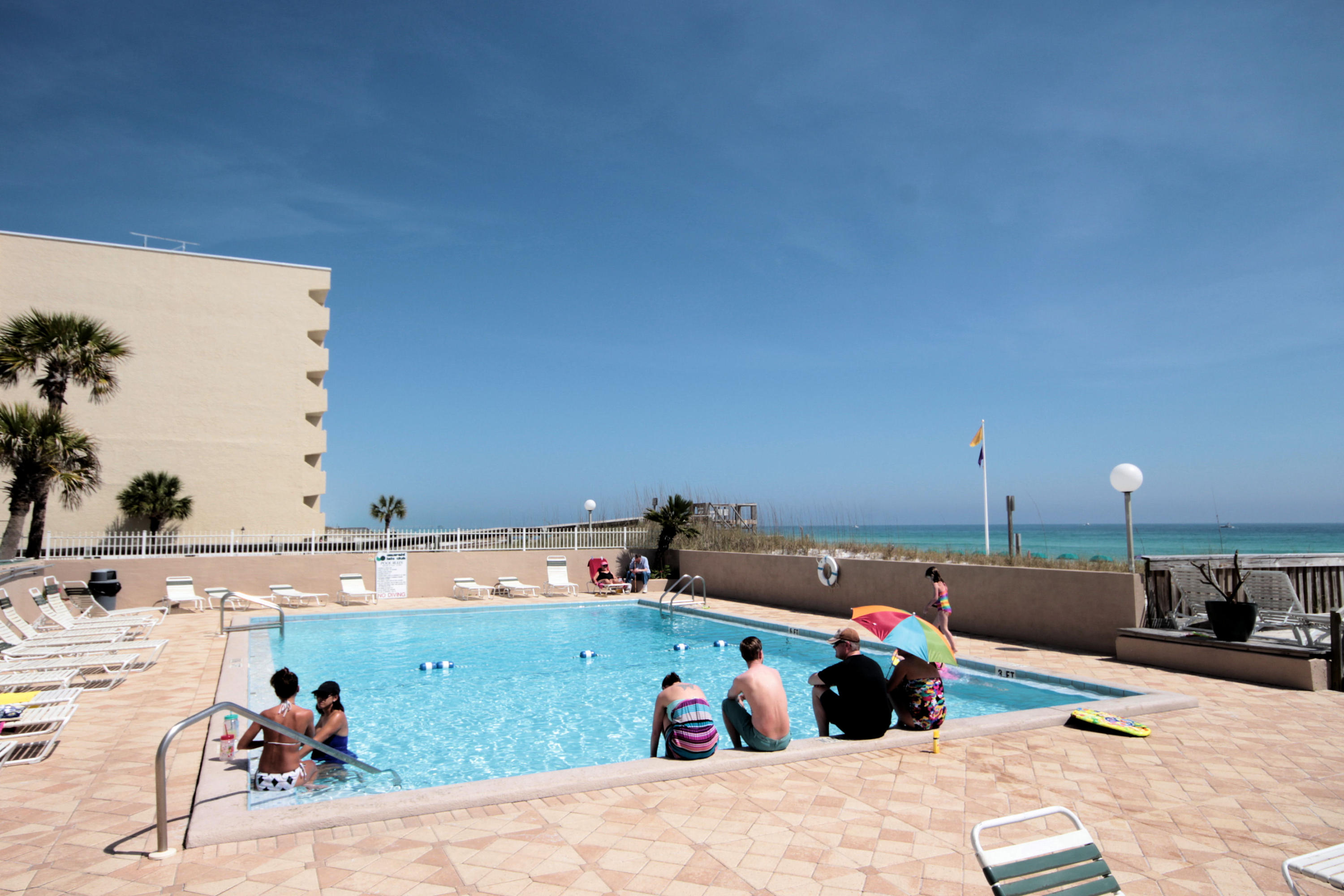 EMERALD ISLE - Residential