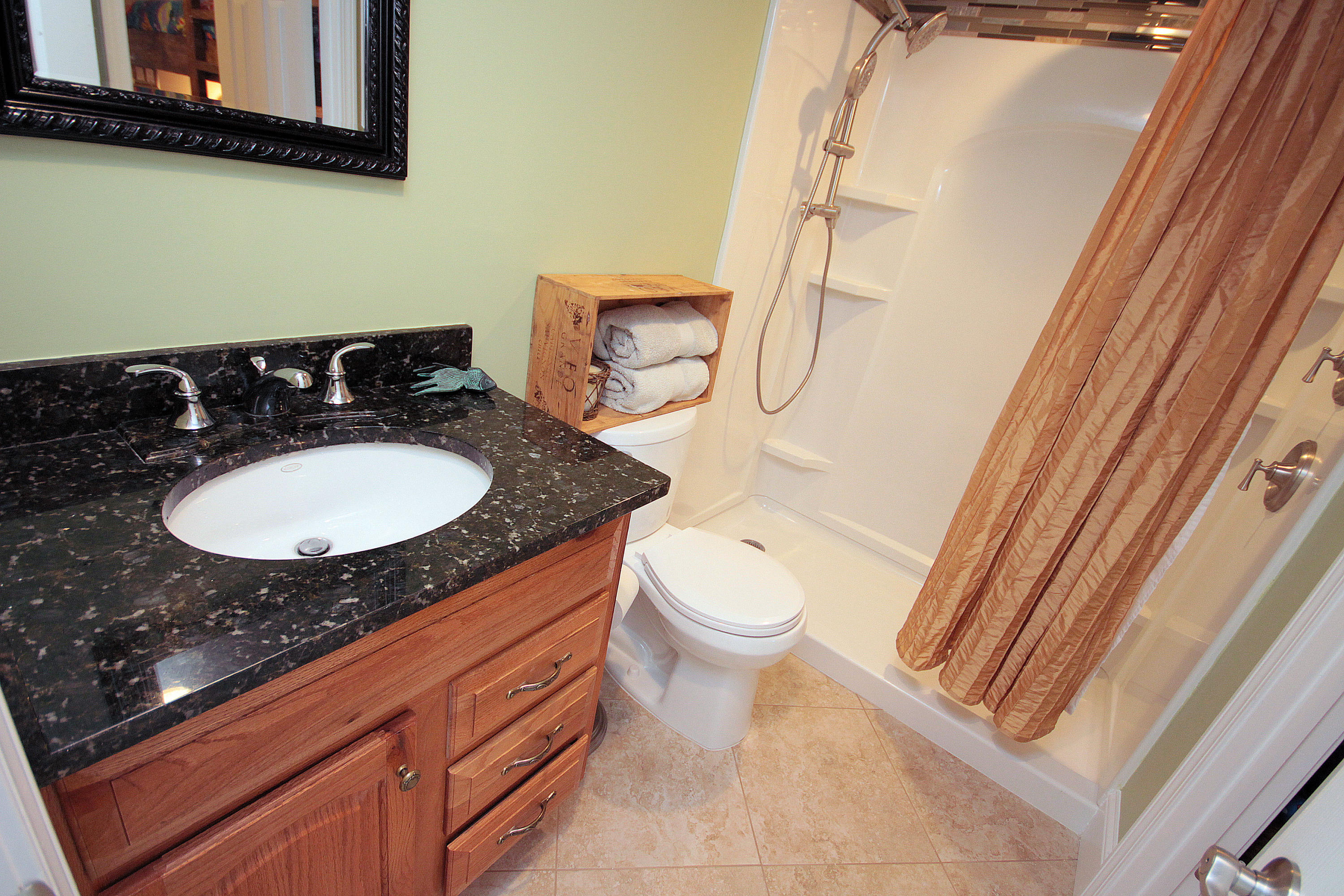 EMERALD ISLE - Residential