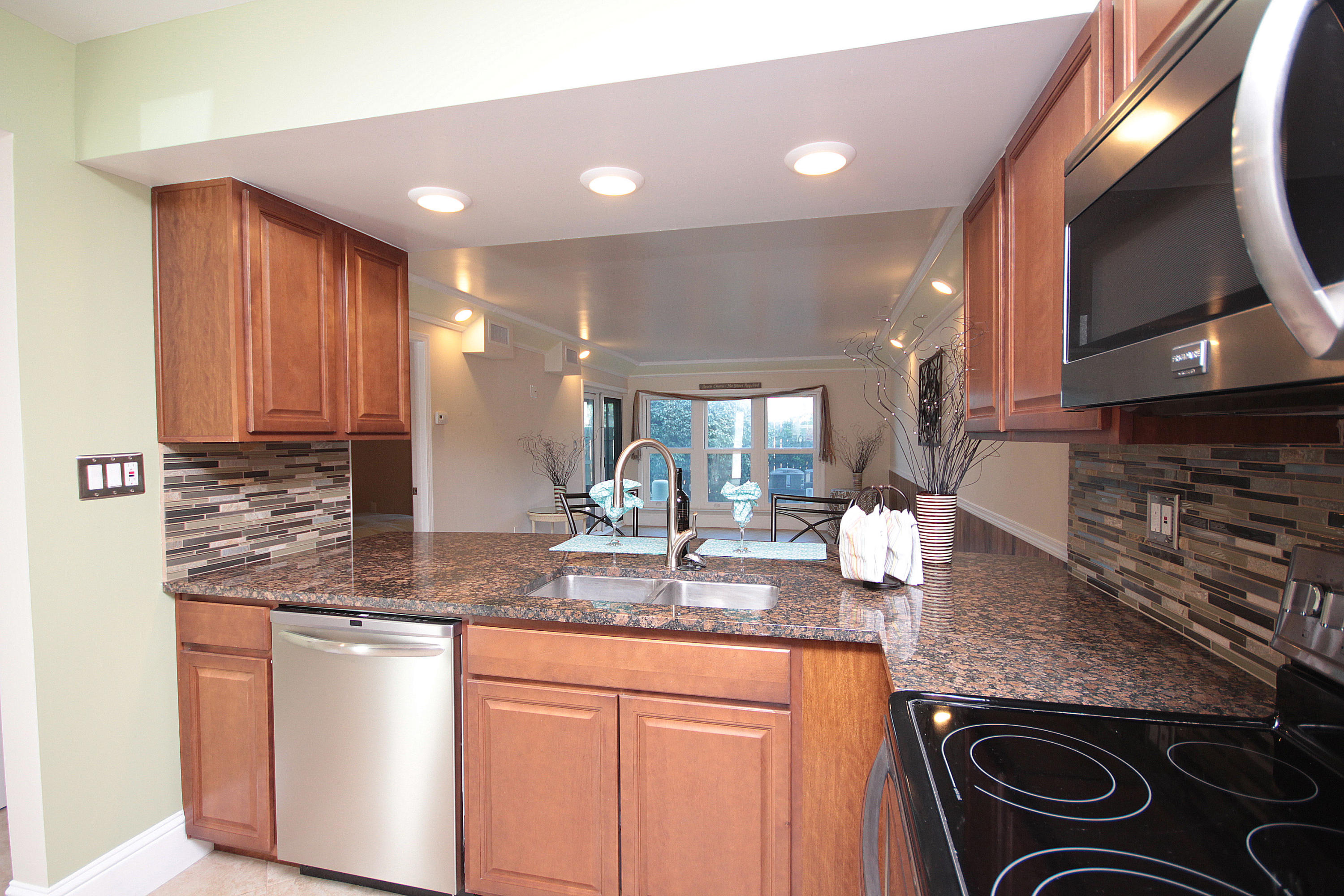 EMERALD ISLE - Residential