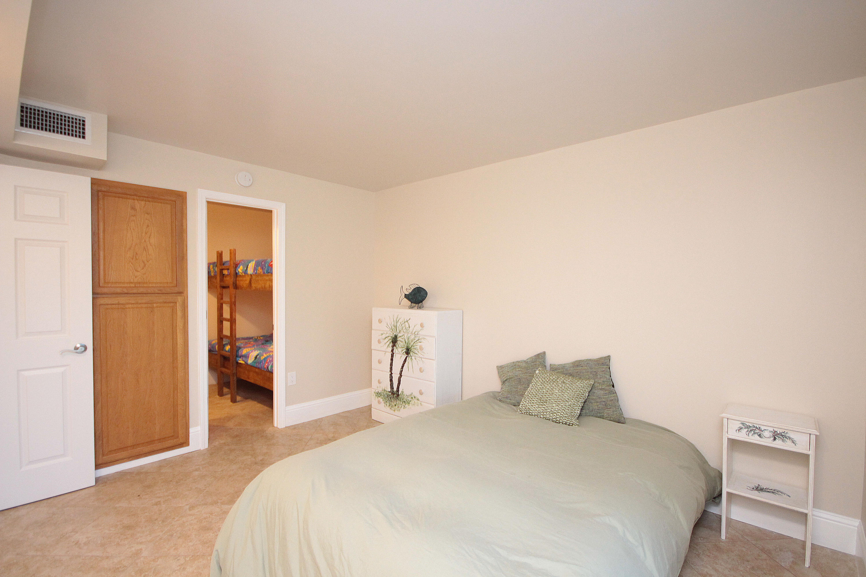 EMERALD ISLE - Residential