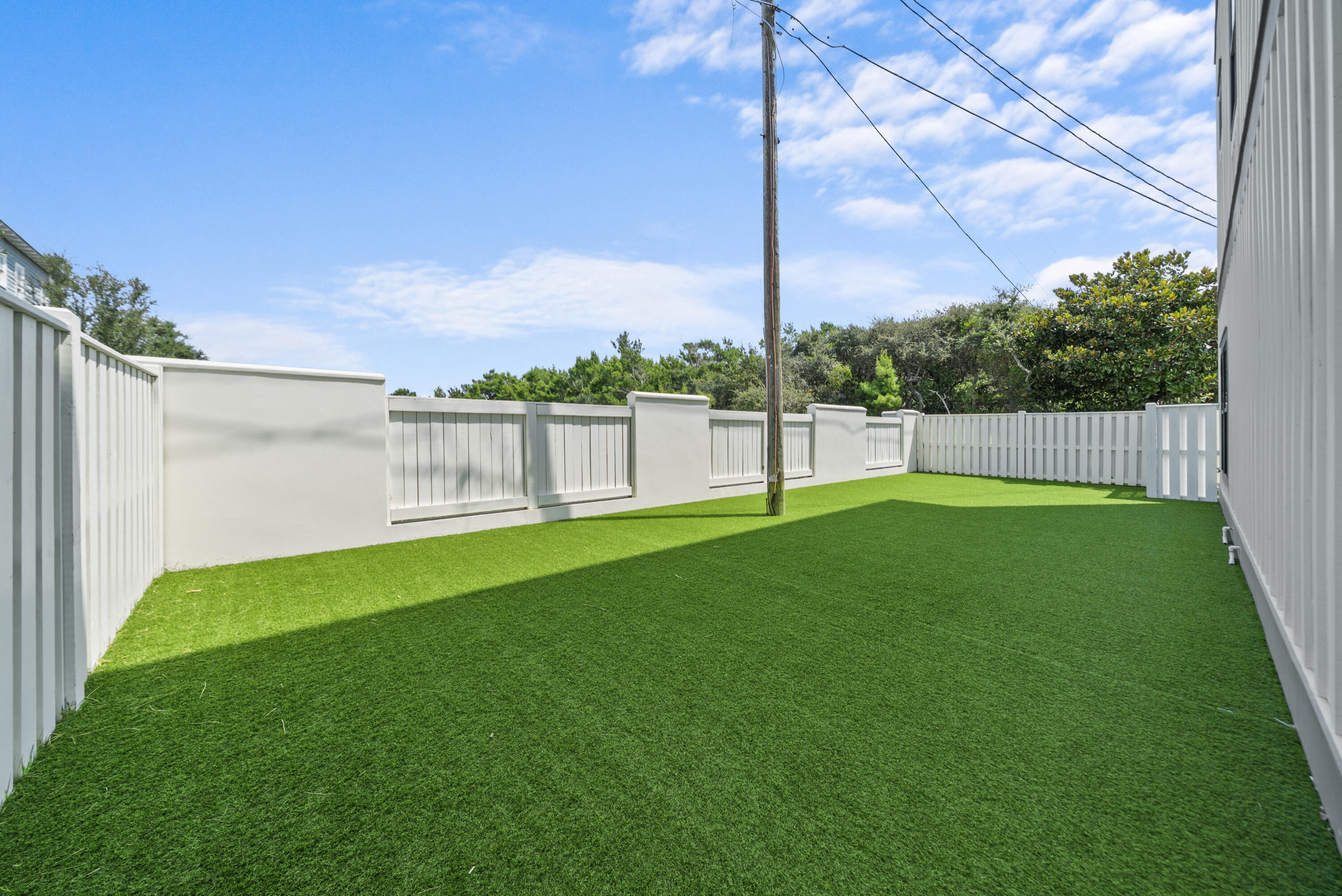 Inlet Palms - Residential