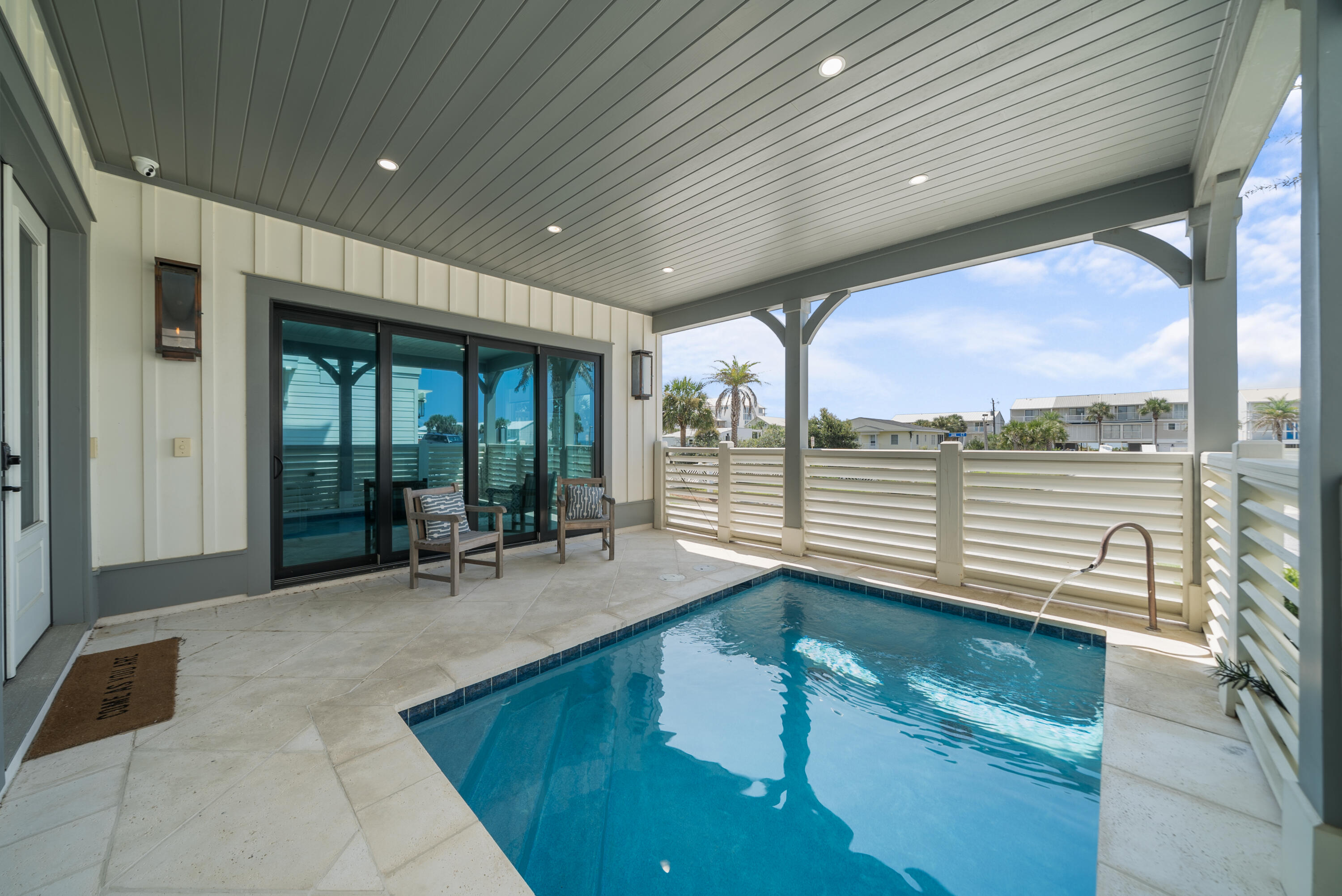 Inlet Palms - Residential