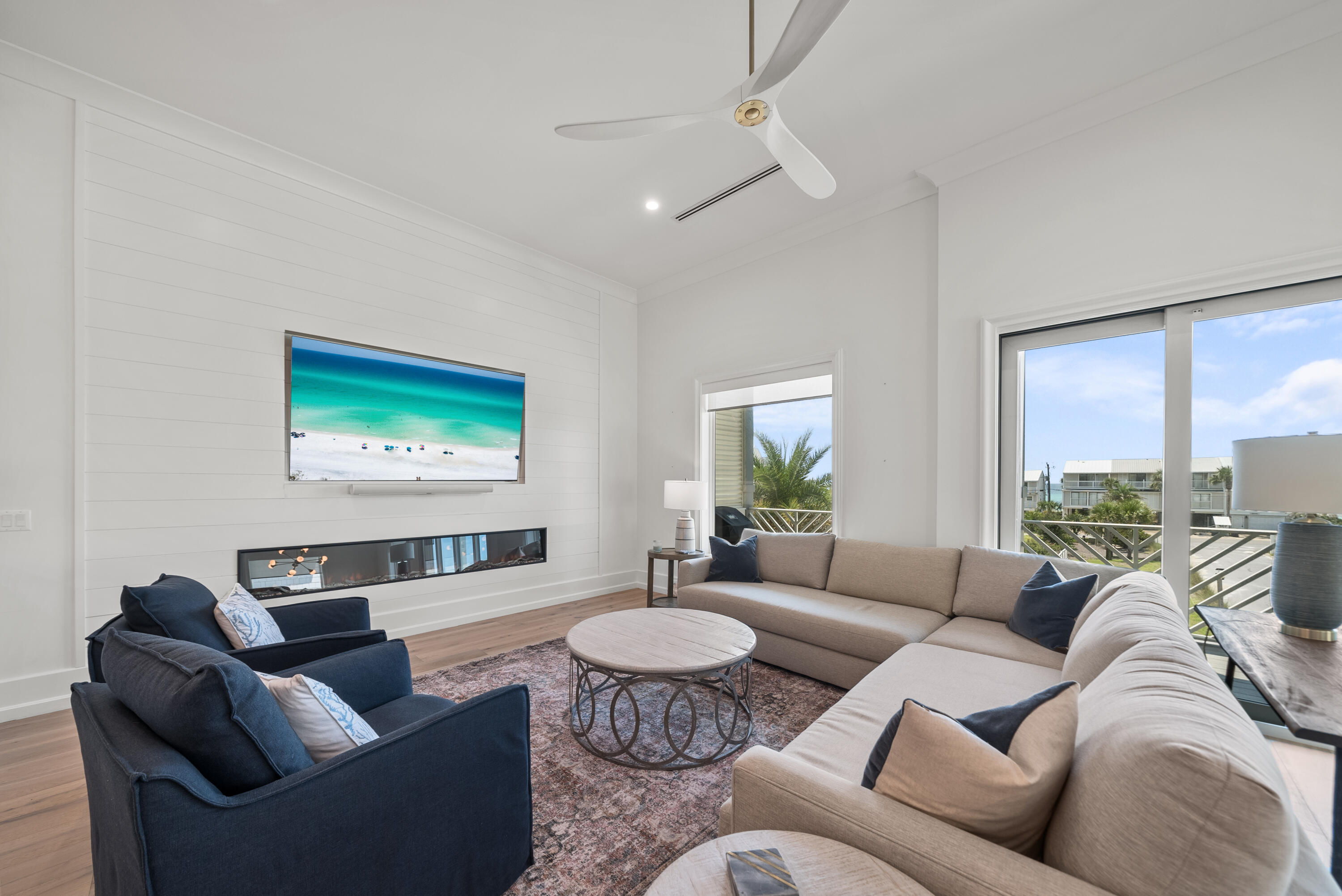 Inlet Palms - Residential