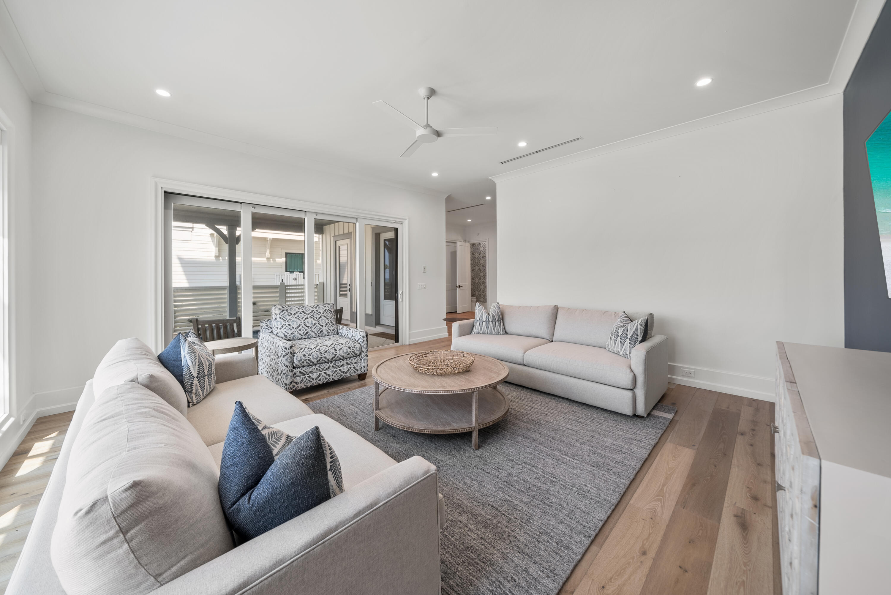 Inlet Palms - Residential