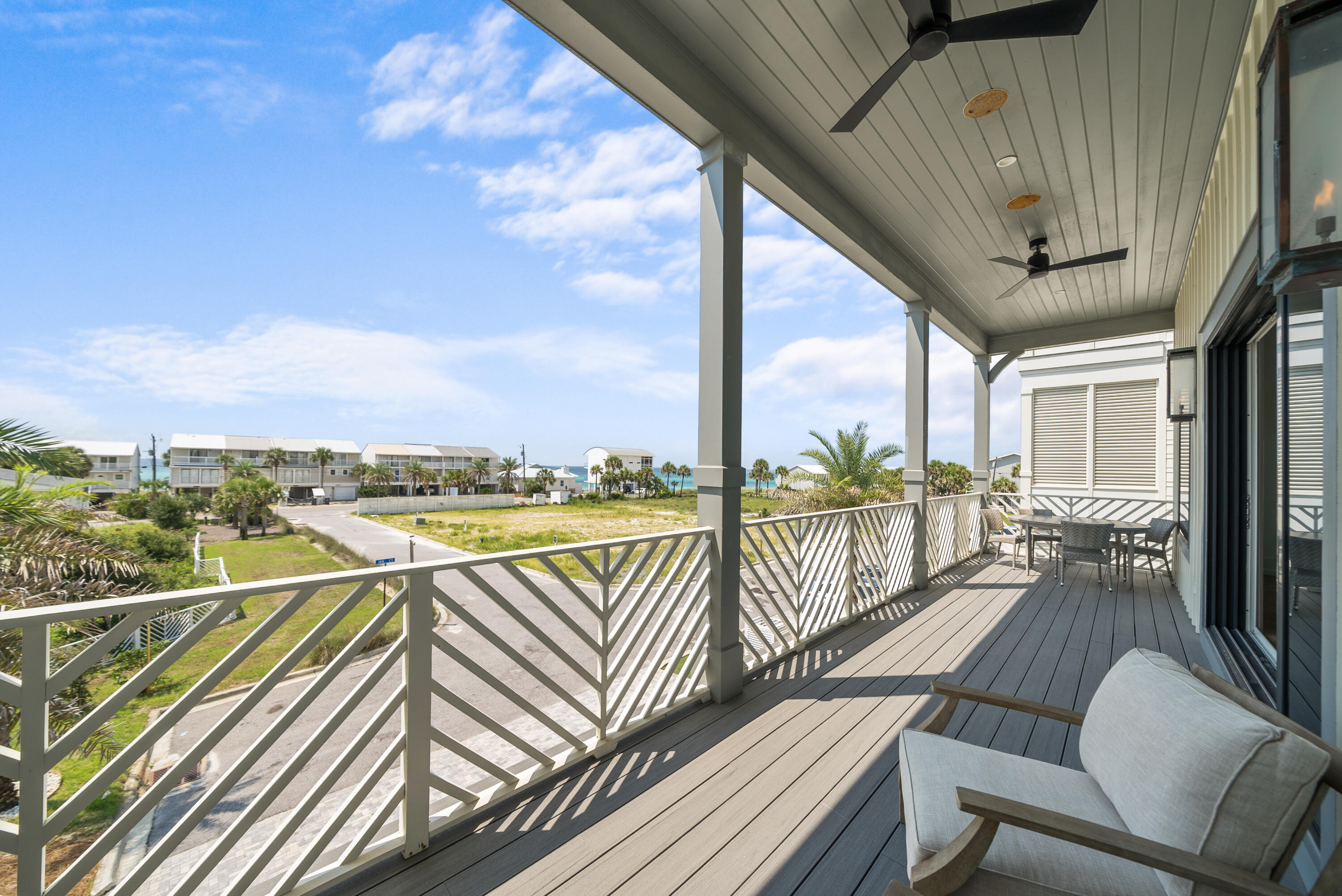 Inlet Palms - Residential