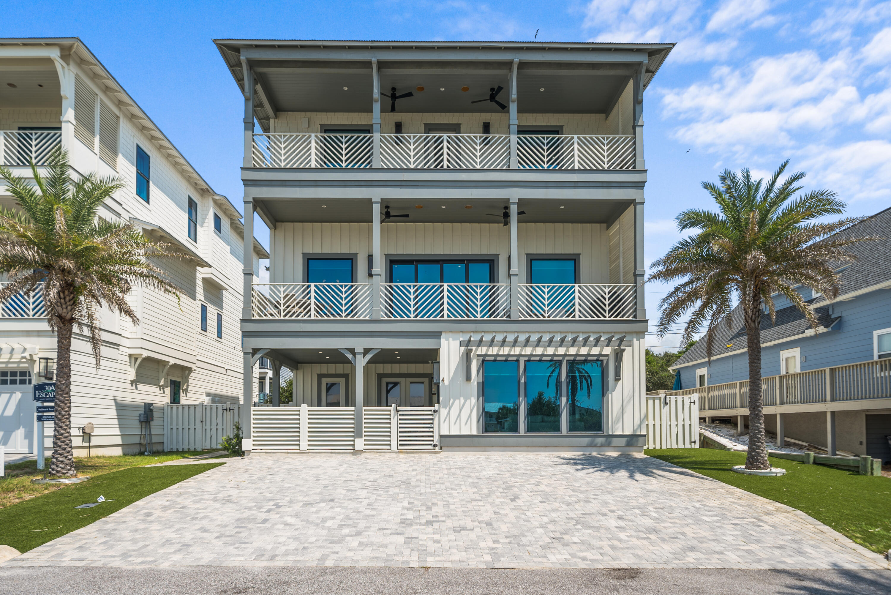 Inlet Palms - Residential