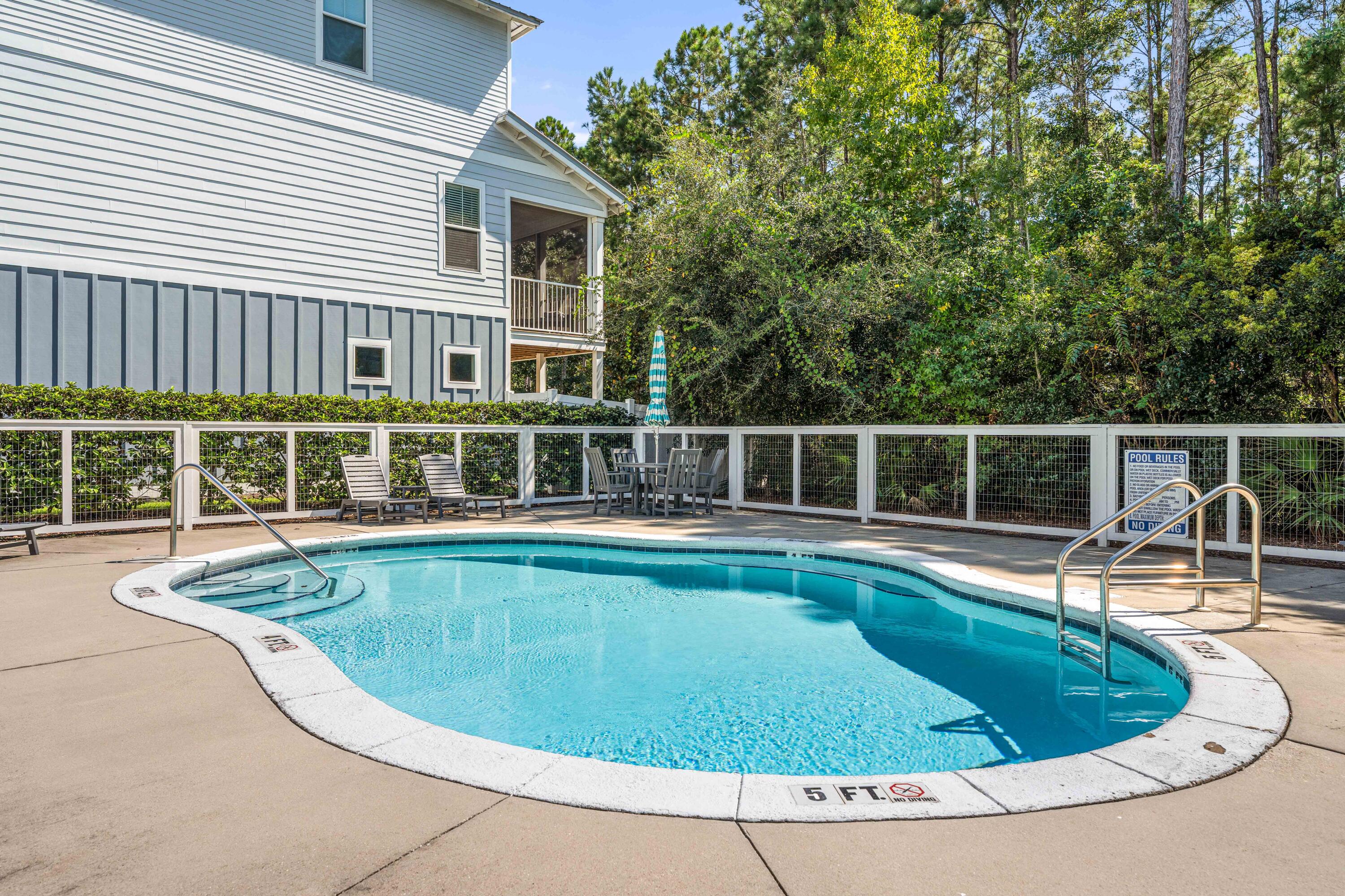LIGHTHOUSE POINTE - Residential