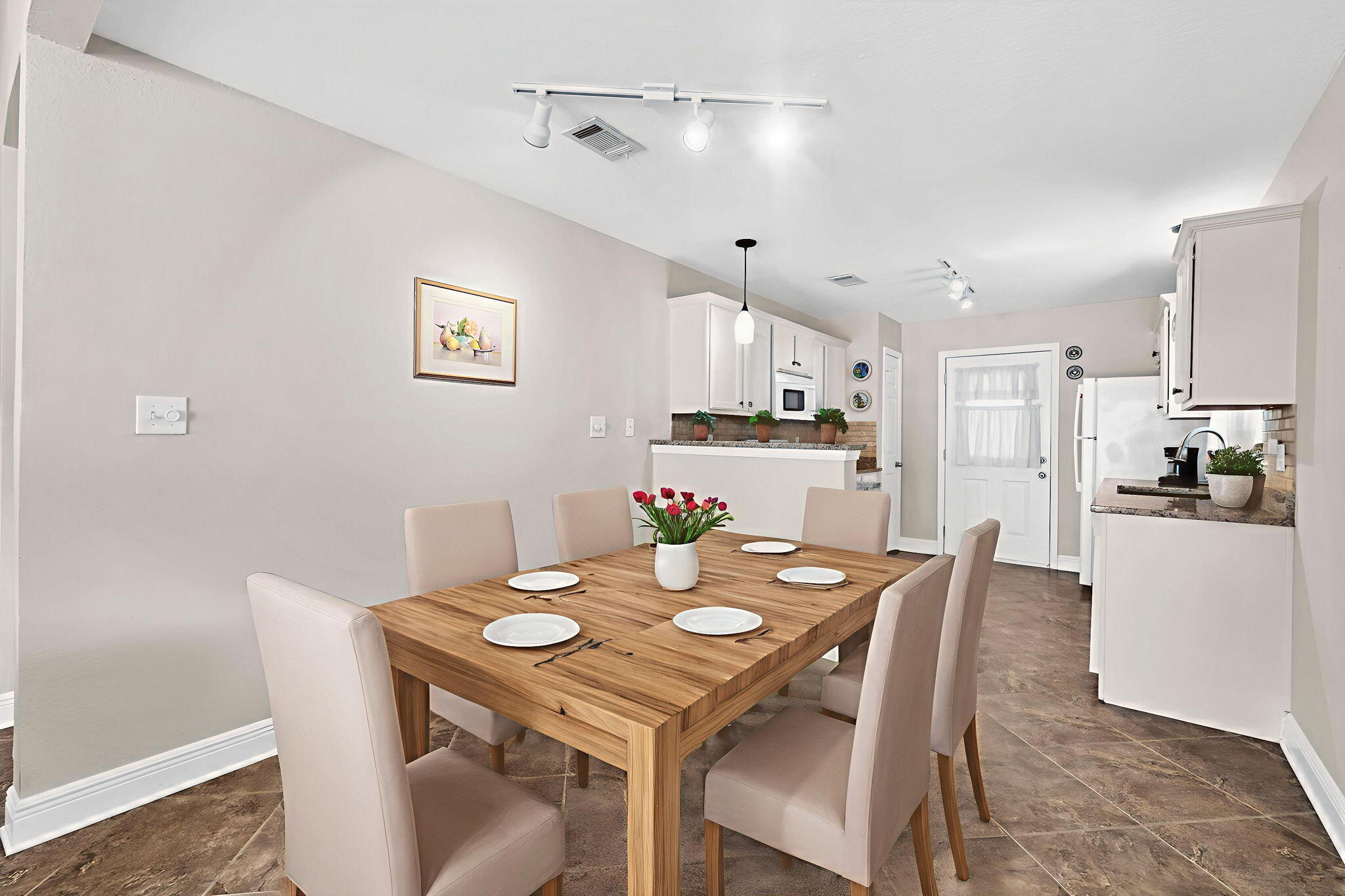 Quail Run Townhomes - Residential