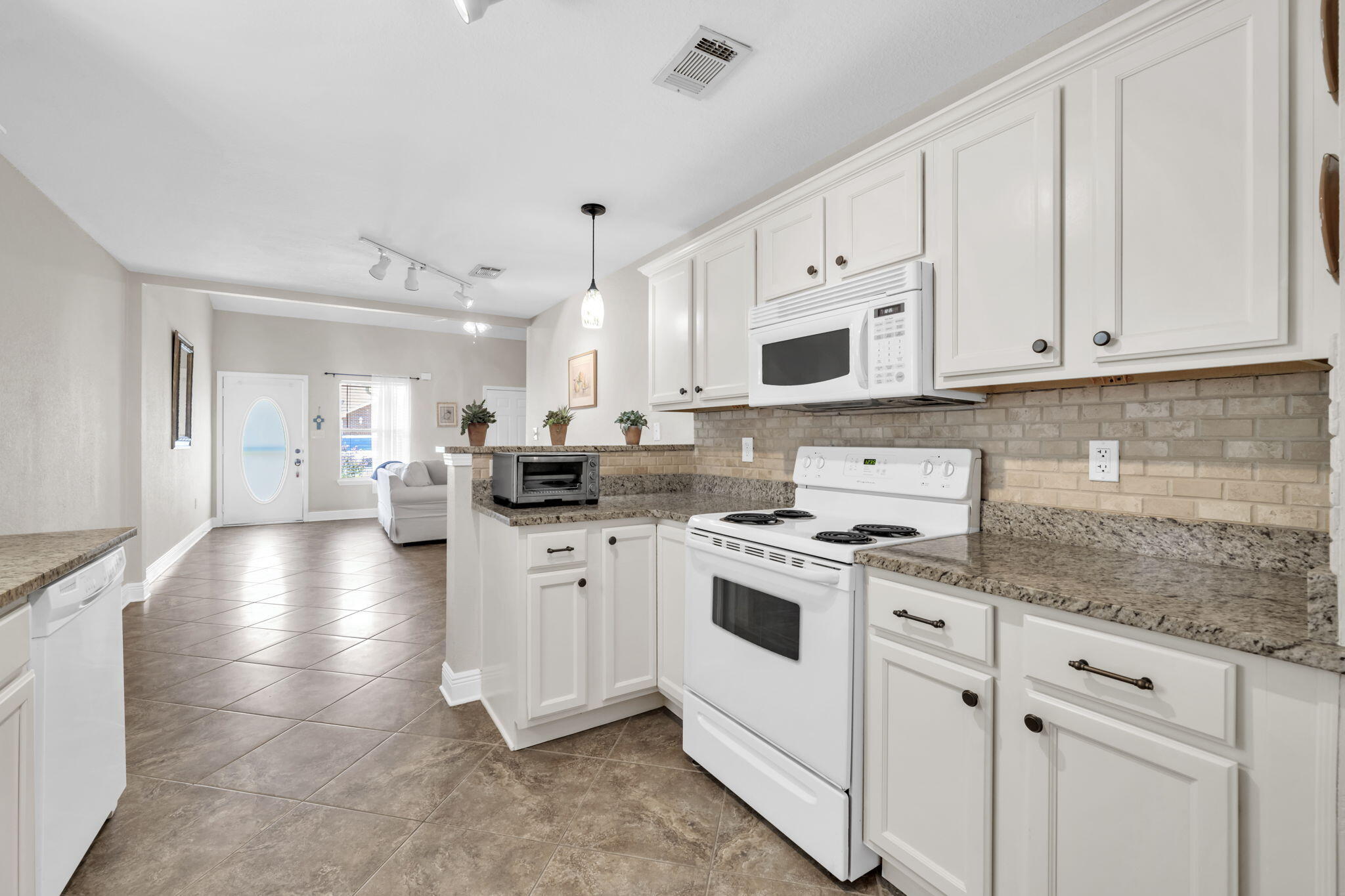 Quail Run Townhomes - Residential