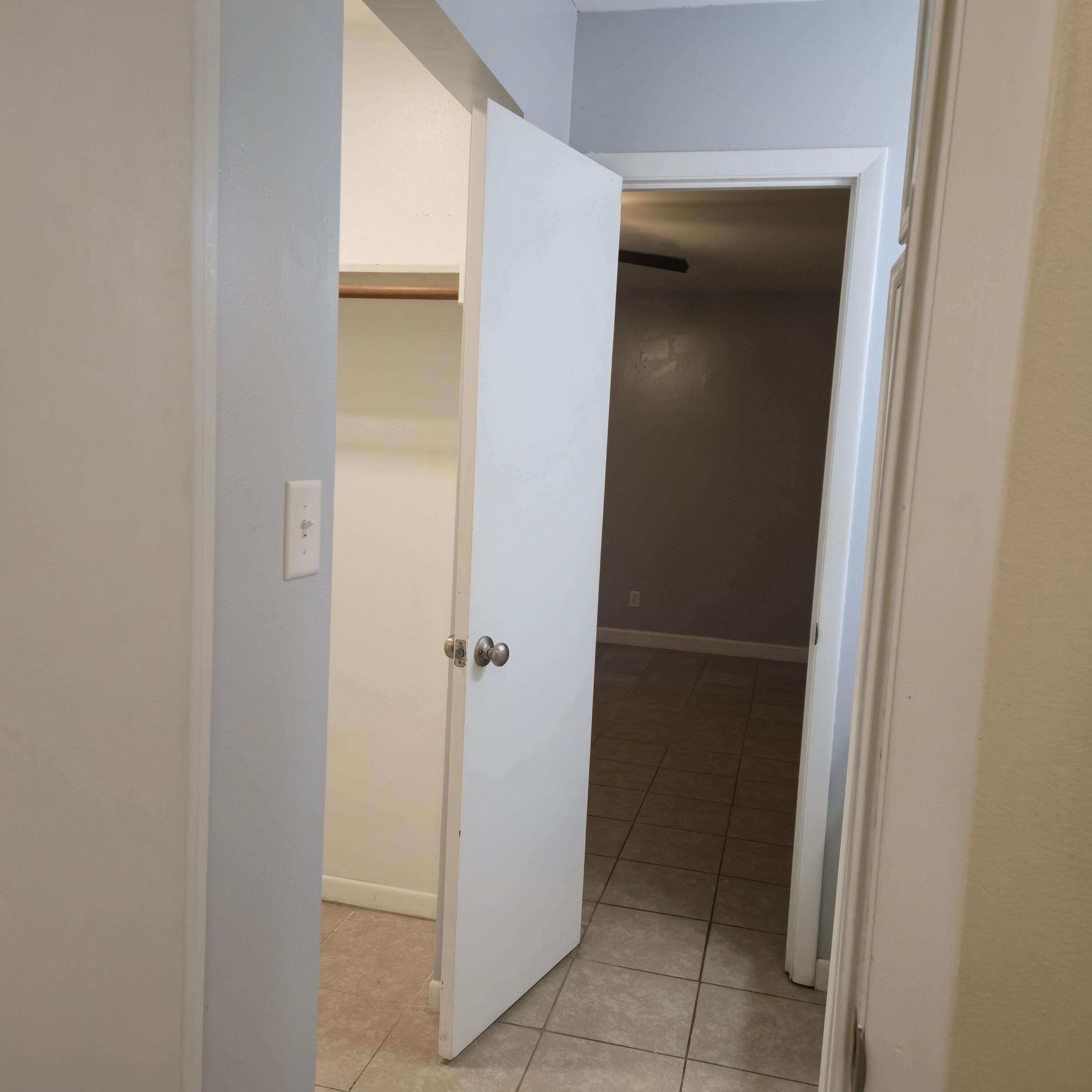 MANOR MANOR 2ND ADD - Residential Lease