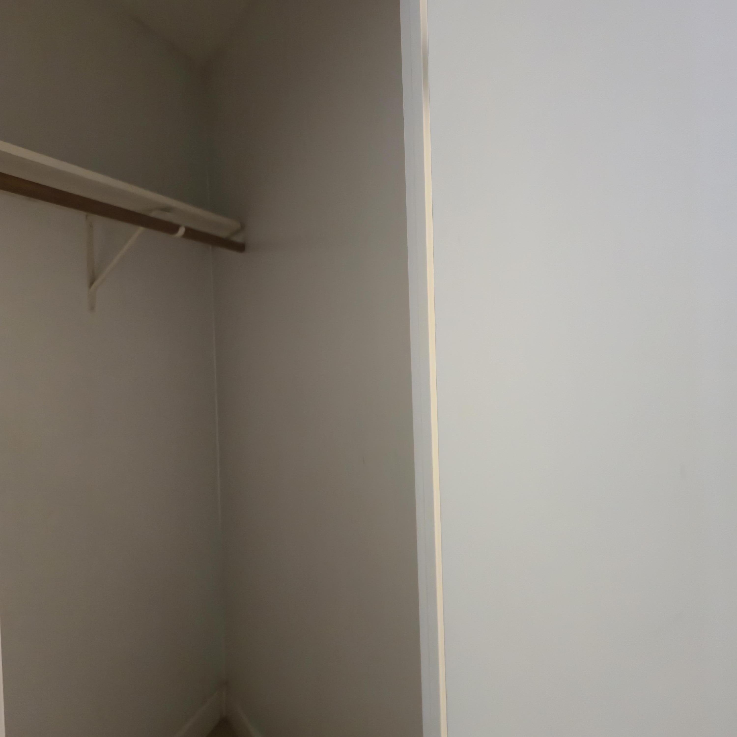 MANOR MANOR 2ND ADD - Residential Lease