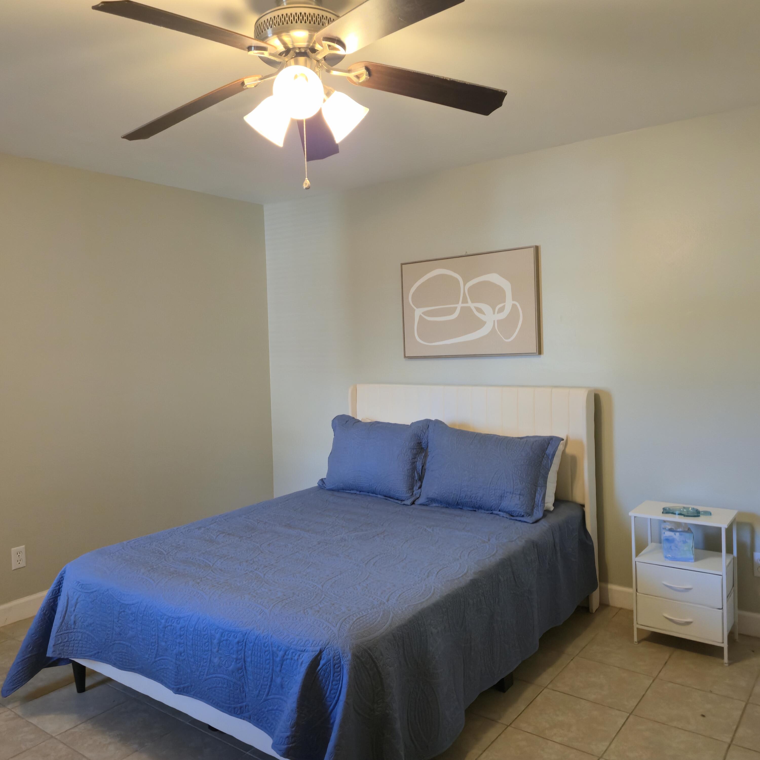 MANOR MANOR 2ND ADD - Residential Lease