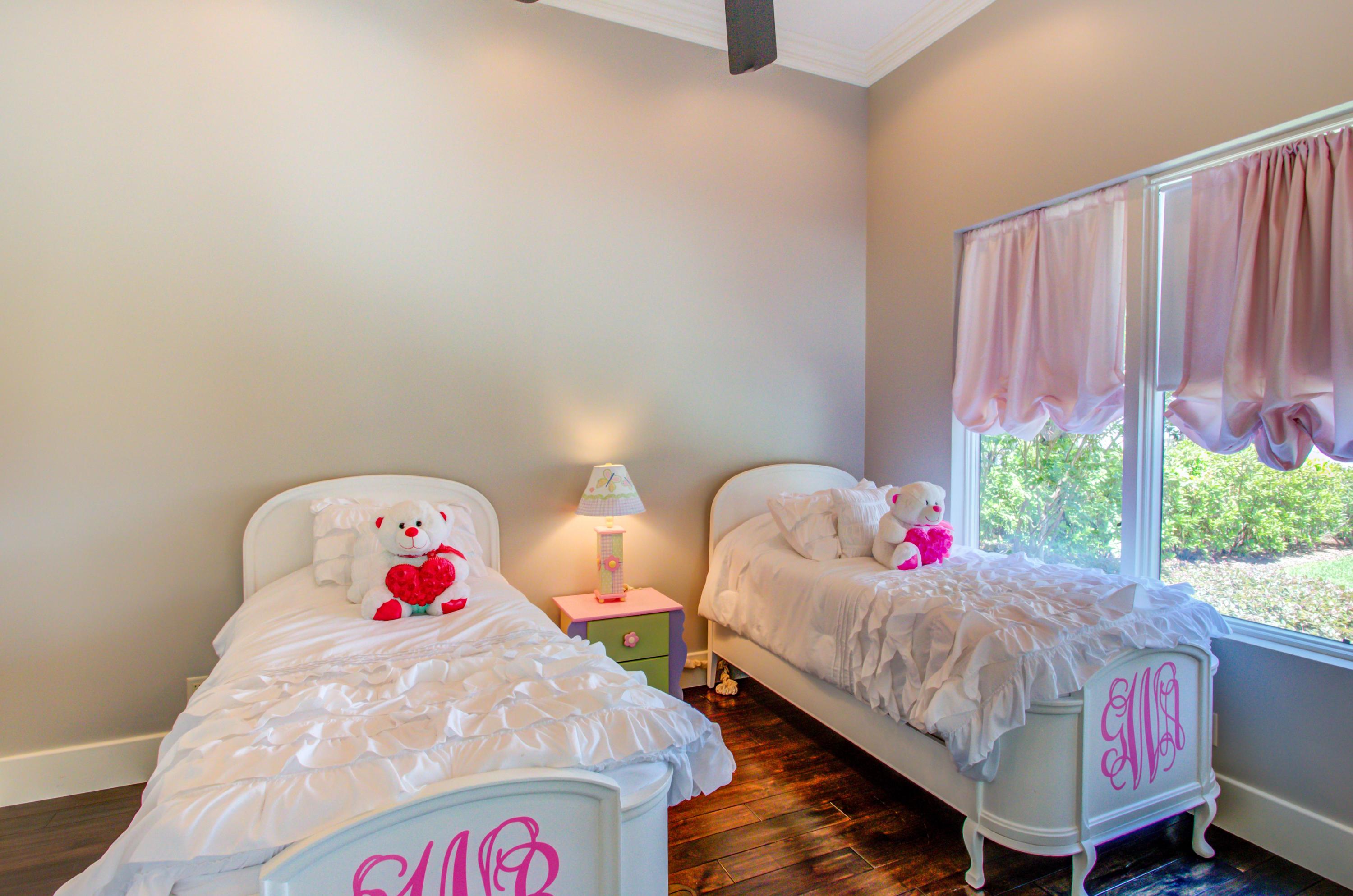 BAYSIDE - Residential