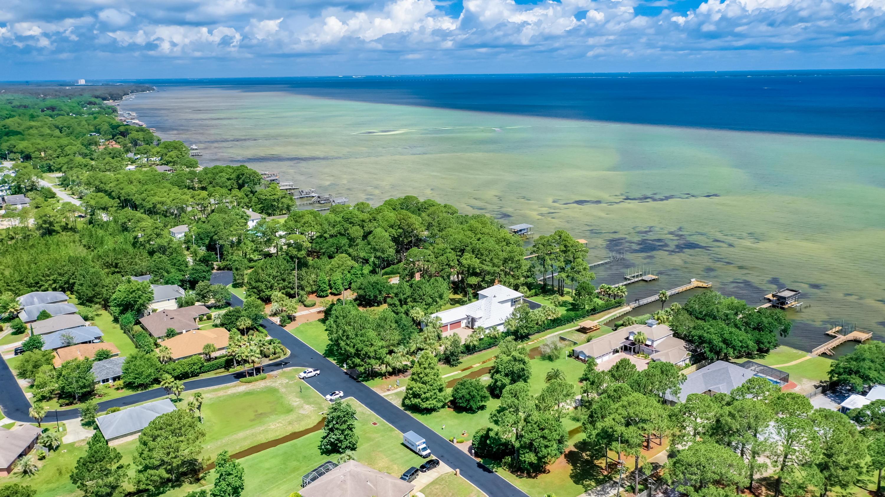 BAYSIDE - Residential