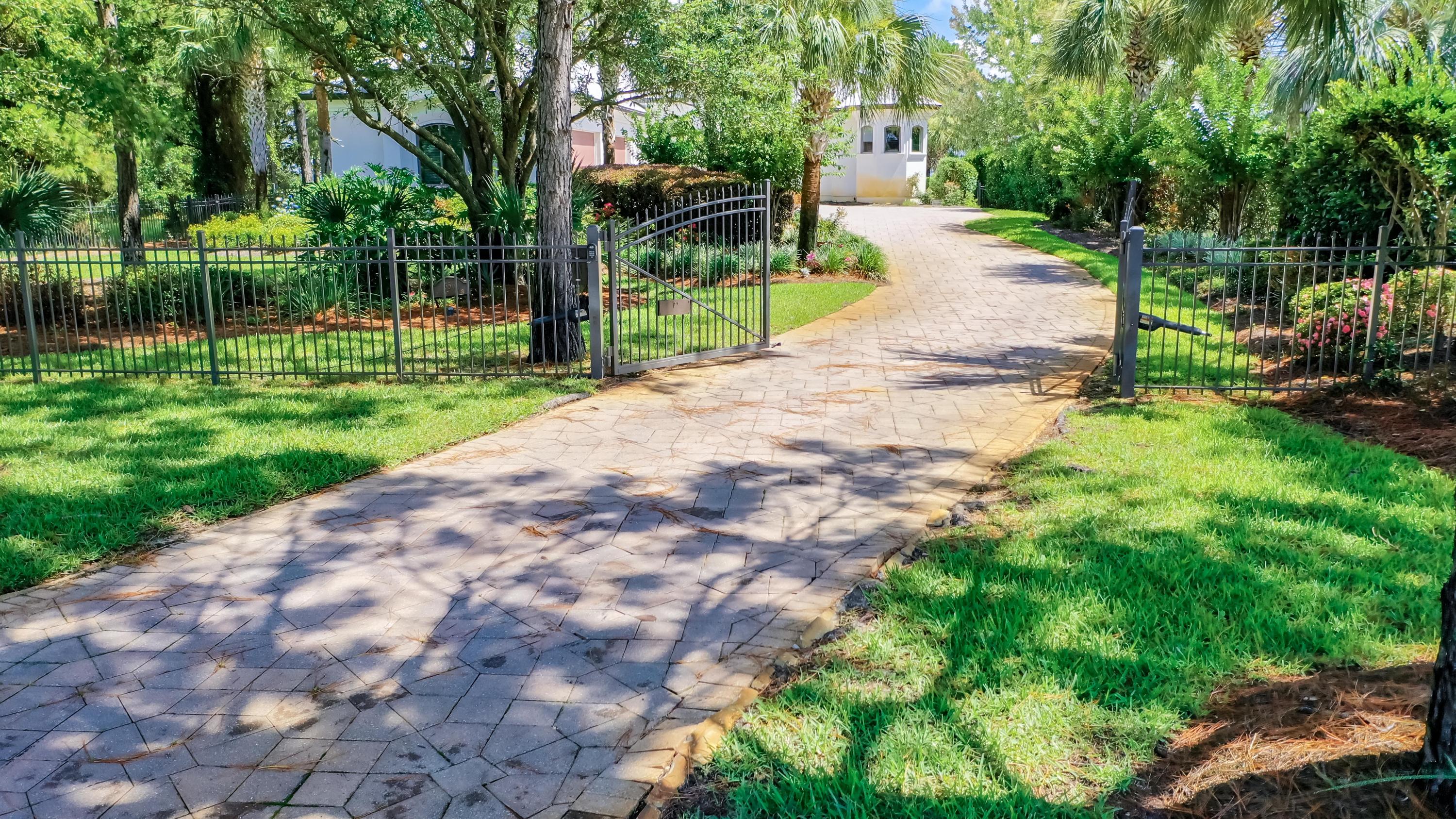 BAYSIDE - Residential