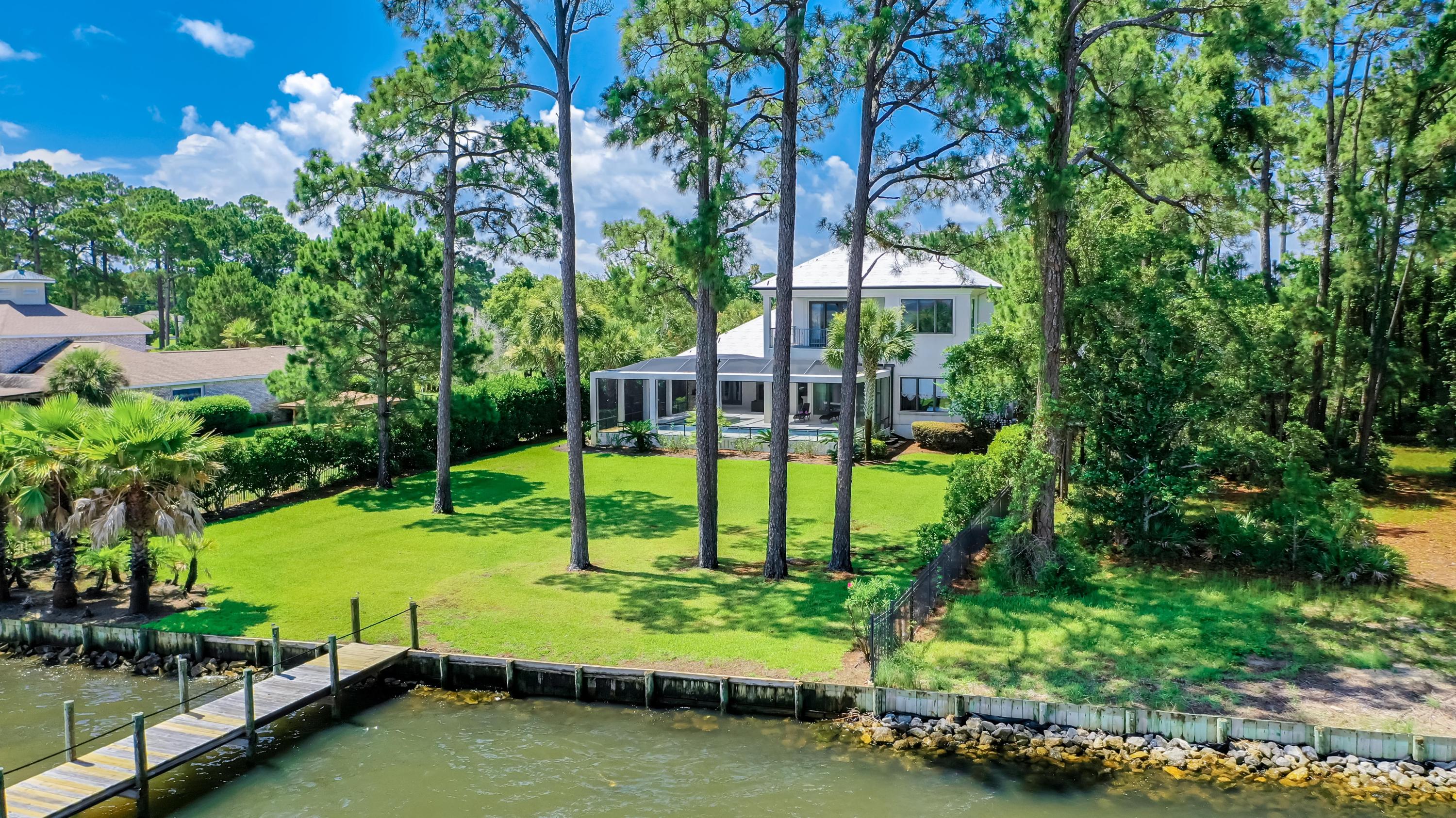 BAYSIDE - Residential