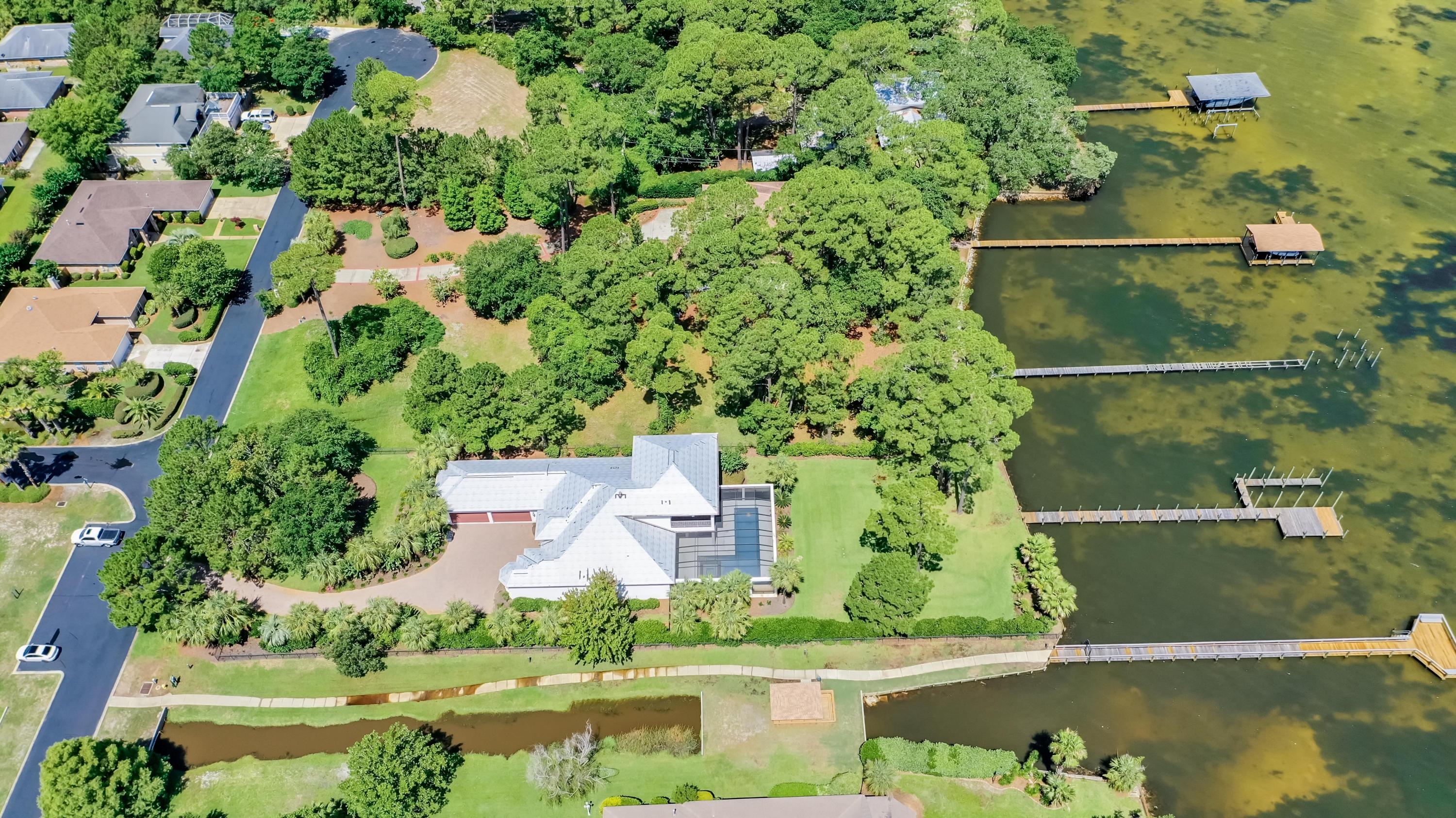 BAYSIDE - Residential