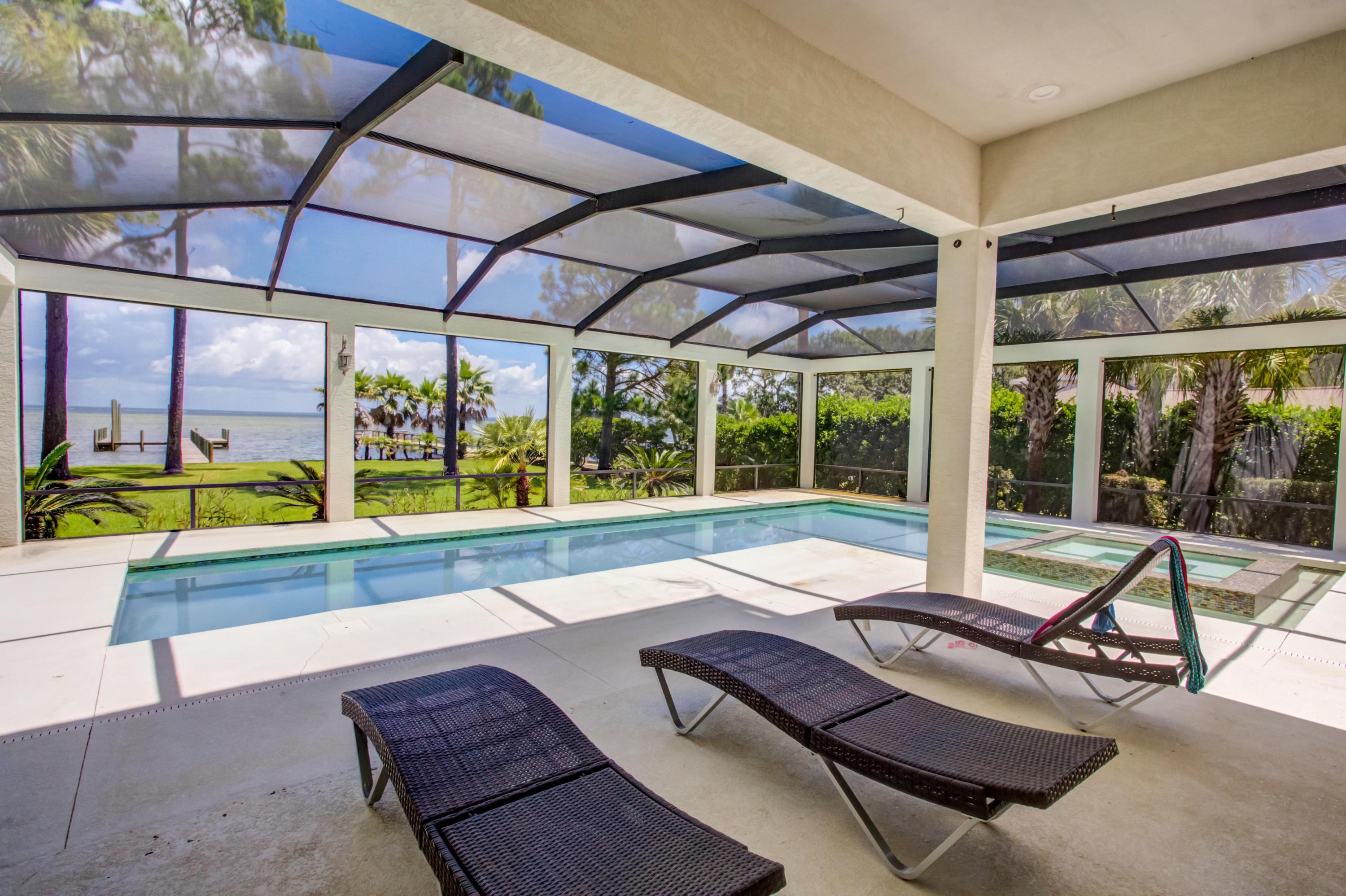 BAYSIDE - Residential