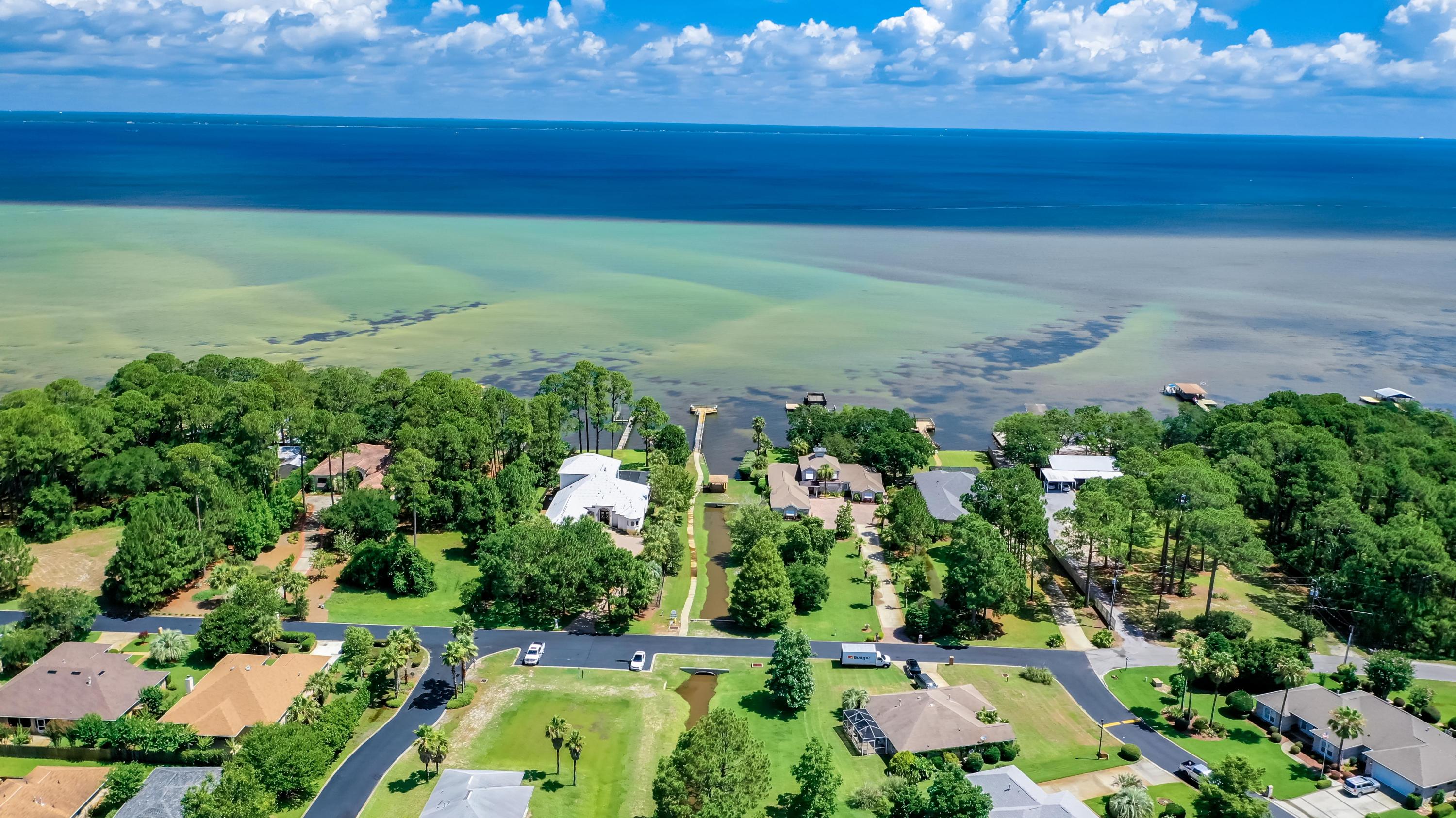BAYSIDE - Residential
