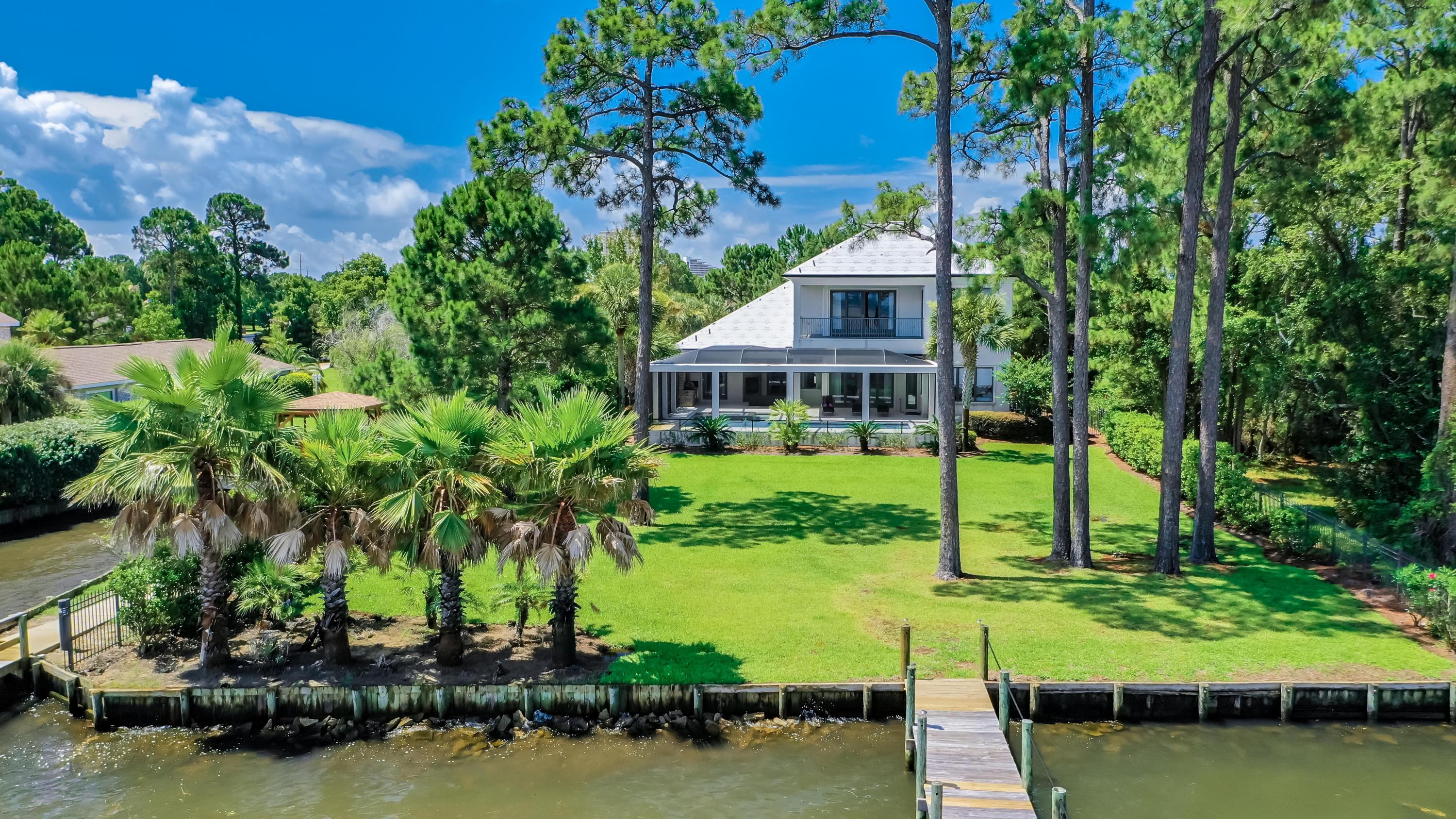 BAYSIDE - Residential