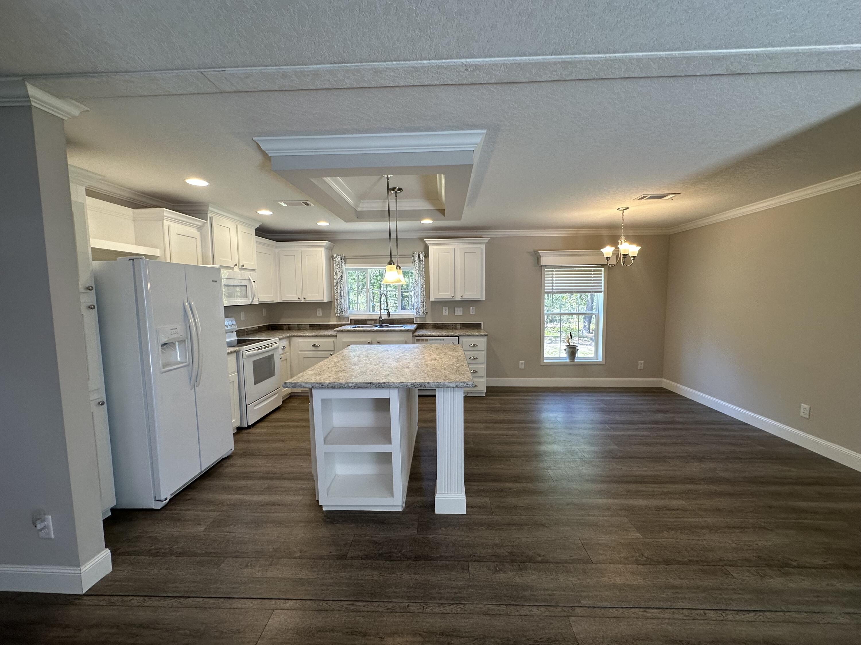 ELMWOOD PLANTATIONS - Residential