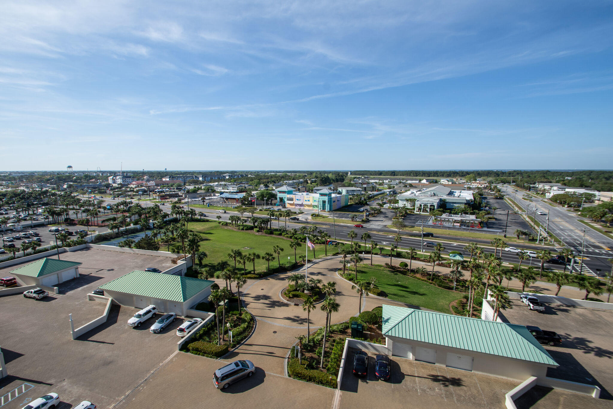 SILVER BEACH TOWERS - Residential