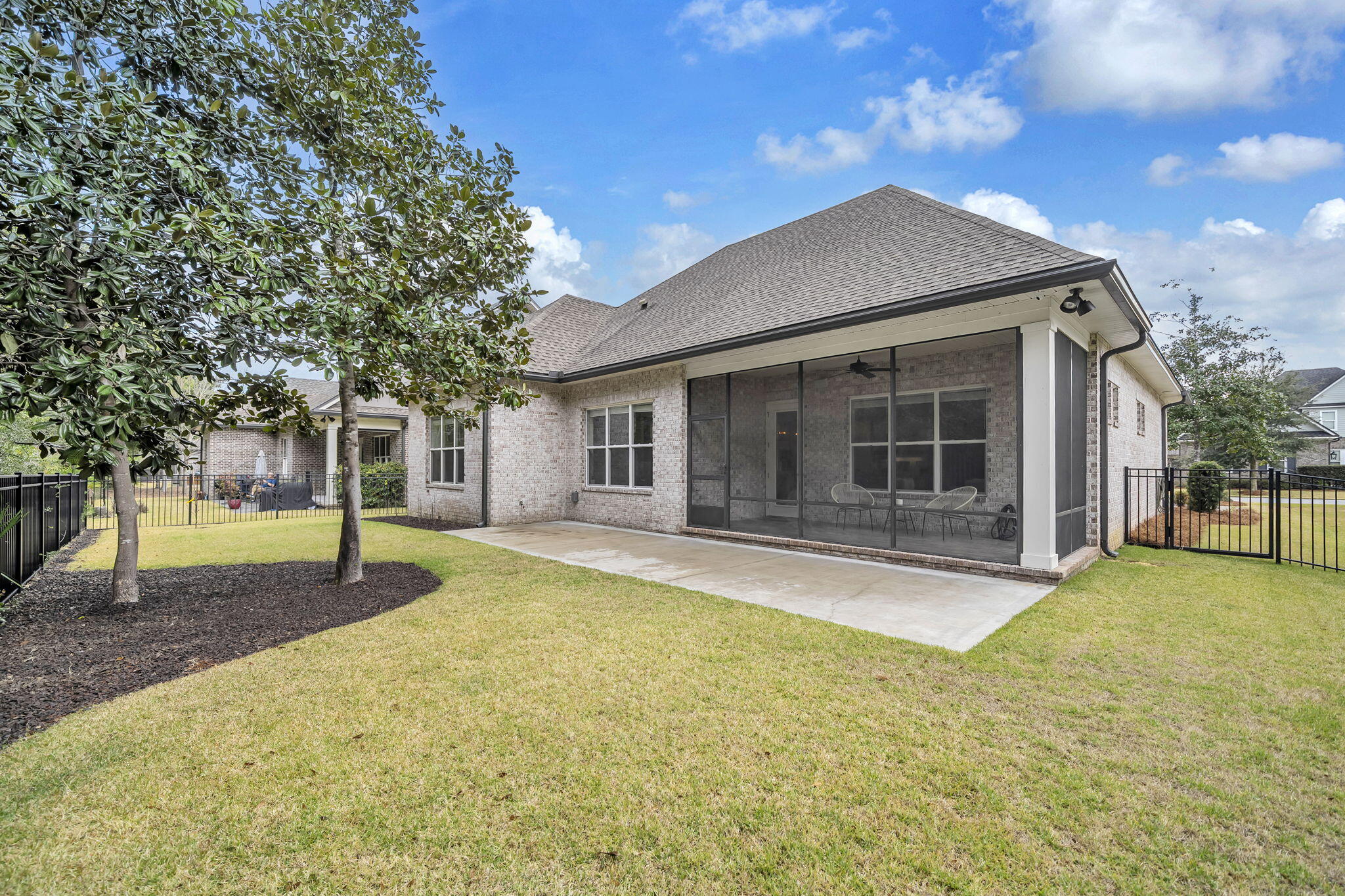 WATERS EDGE - Residential