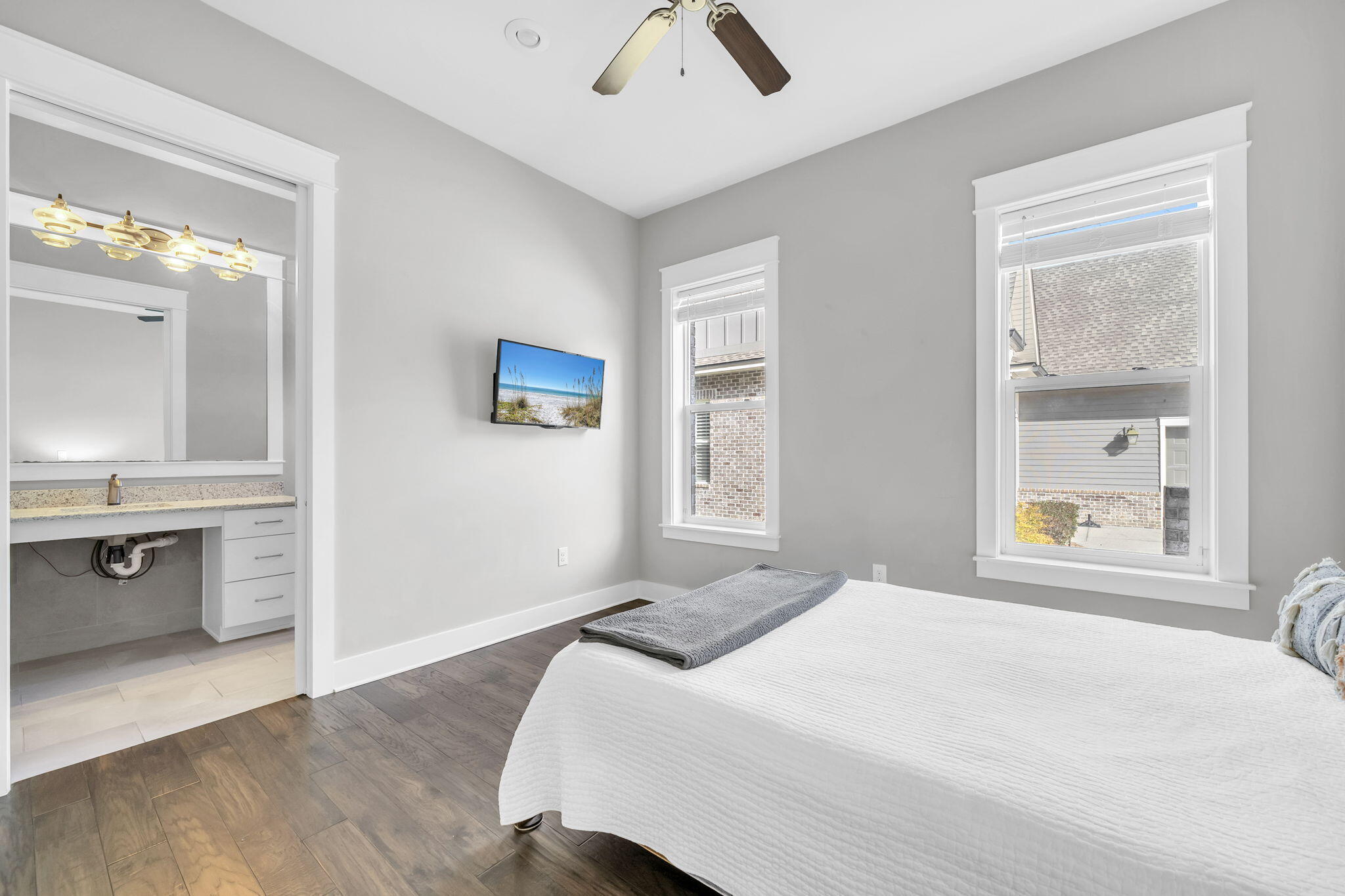 WATERS EDGE - Residential