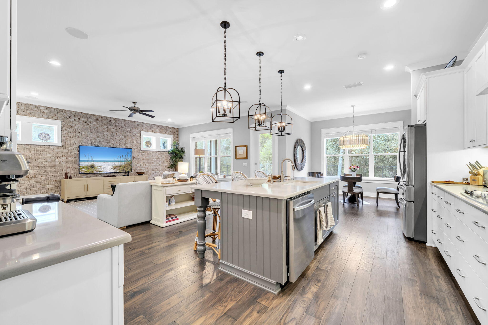 WATERS EDGE - Residential