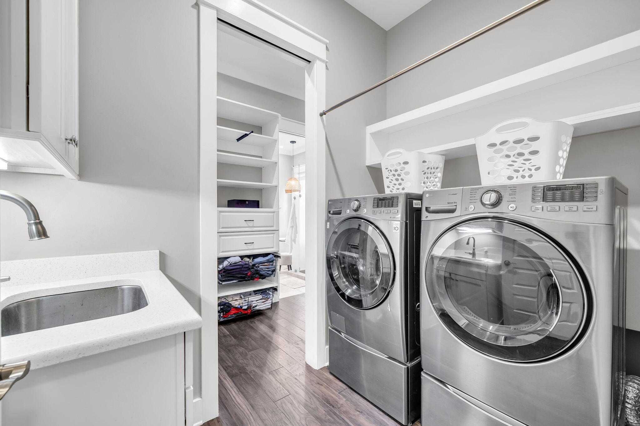 WATERS EDGE - Residential