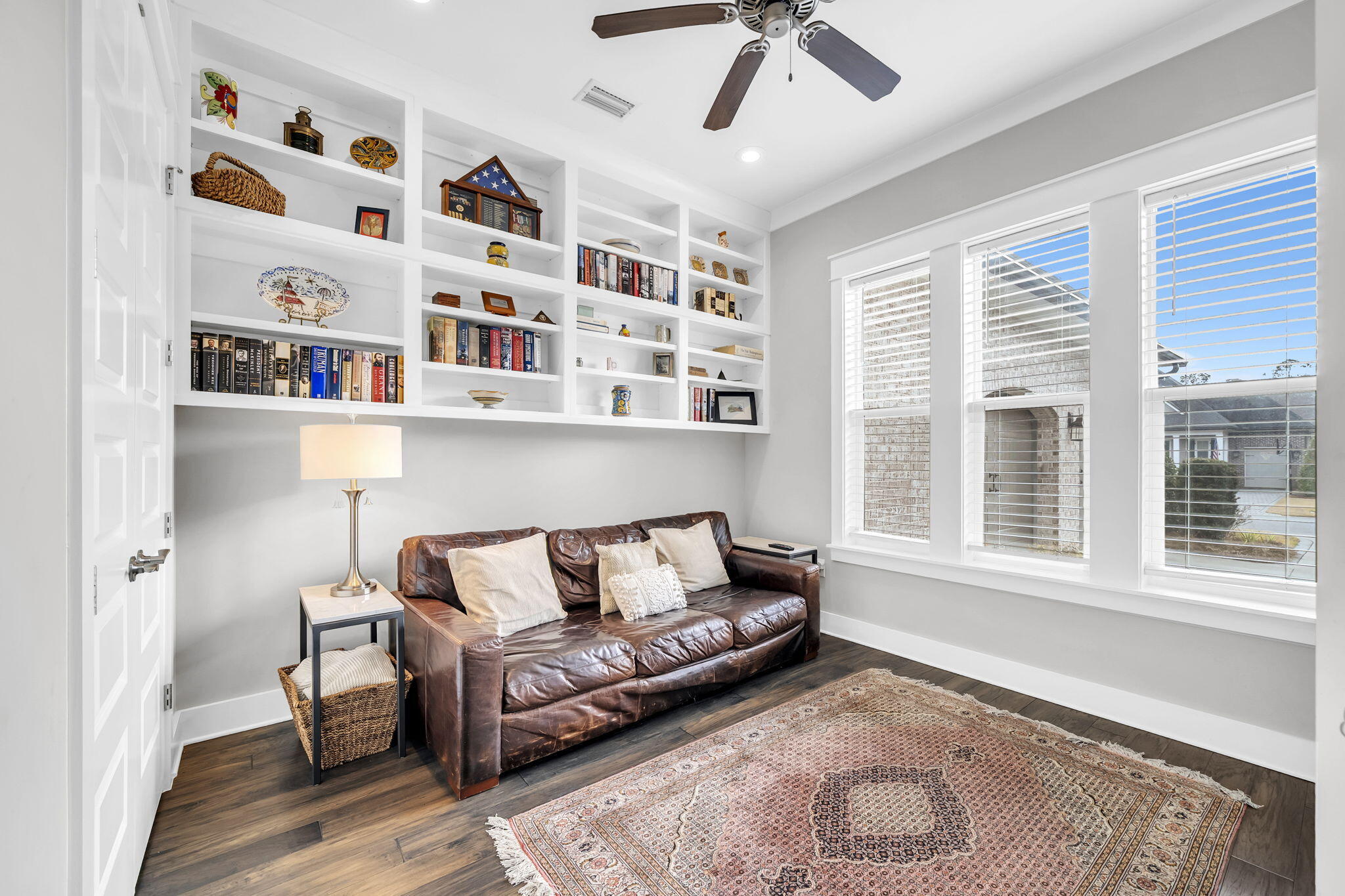 WATERS EDGE - Residential