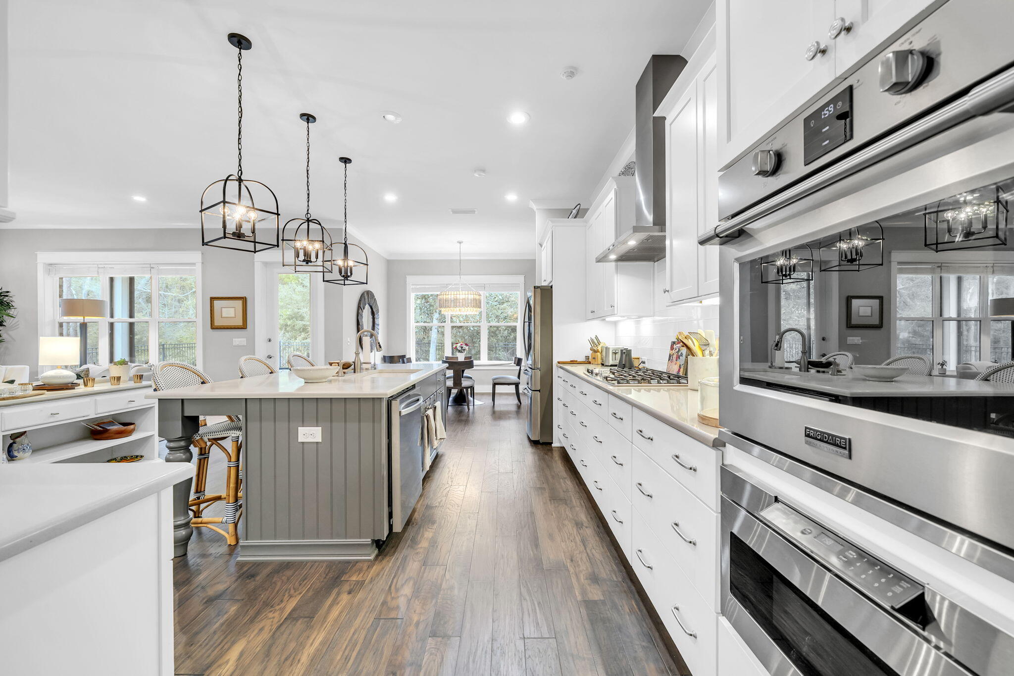 WATERS EDGE - Residential