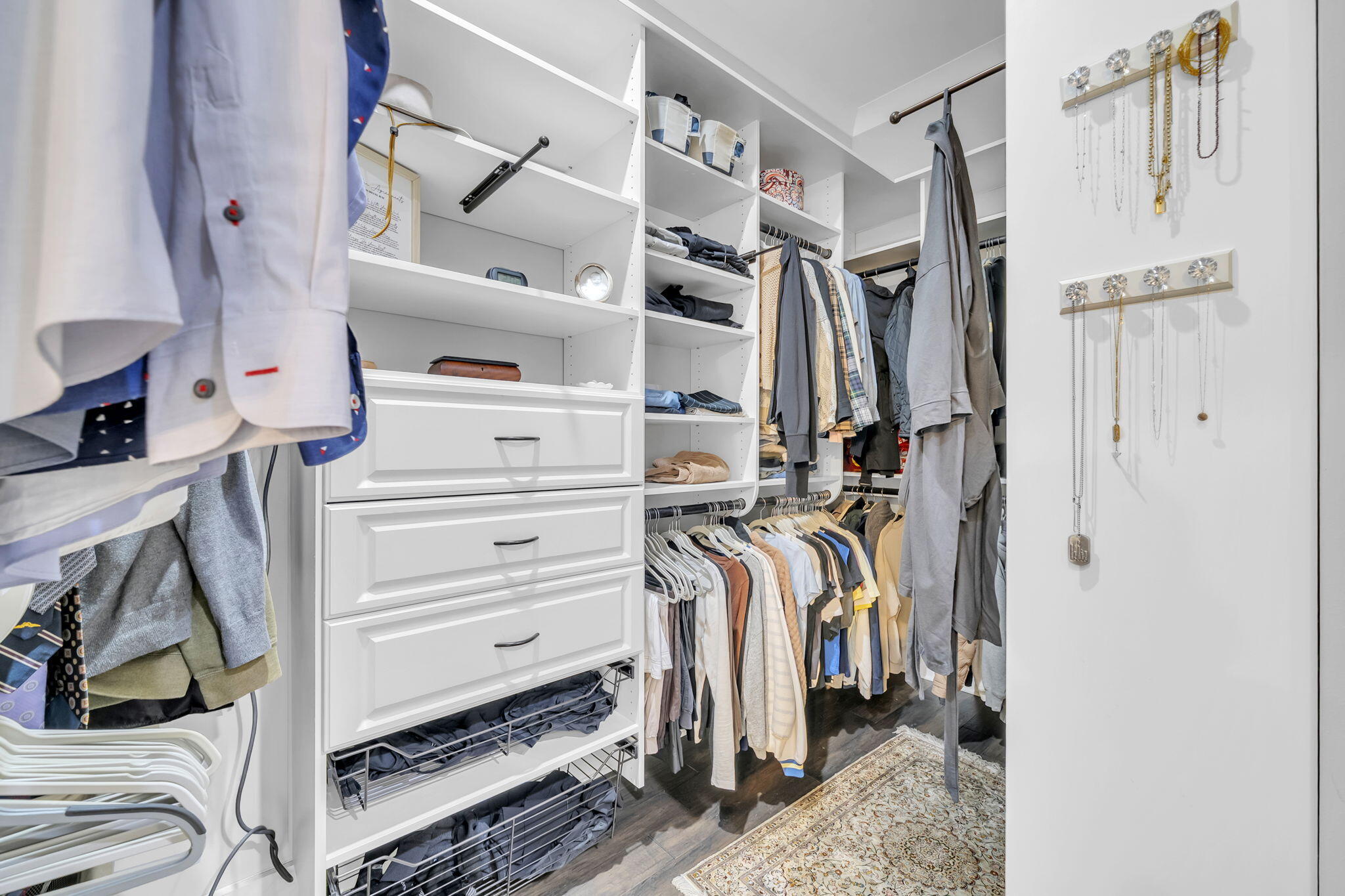 WATERS EDGE - Residential